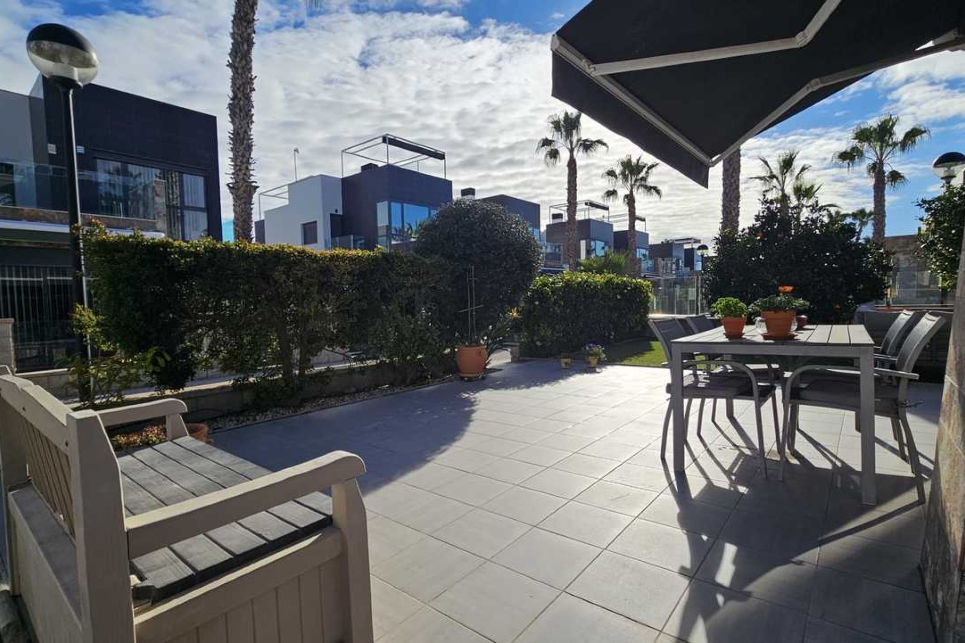 Revente - Villa -
Orihuela Costa - Costa Blanca