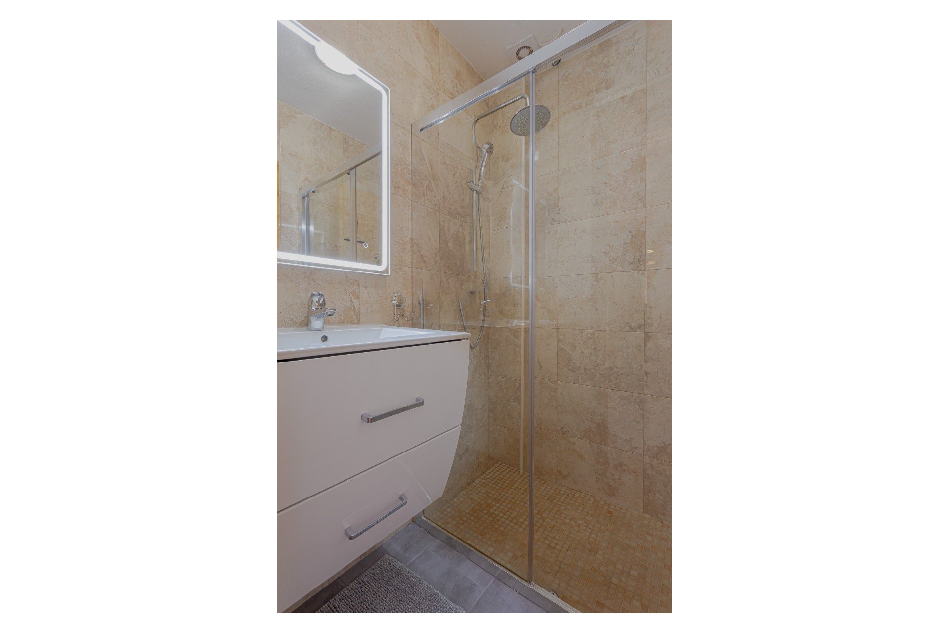 Revente - Villa -
Orihuela Costa - Costa Blanca