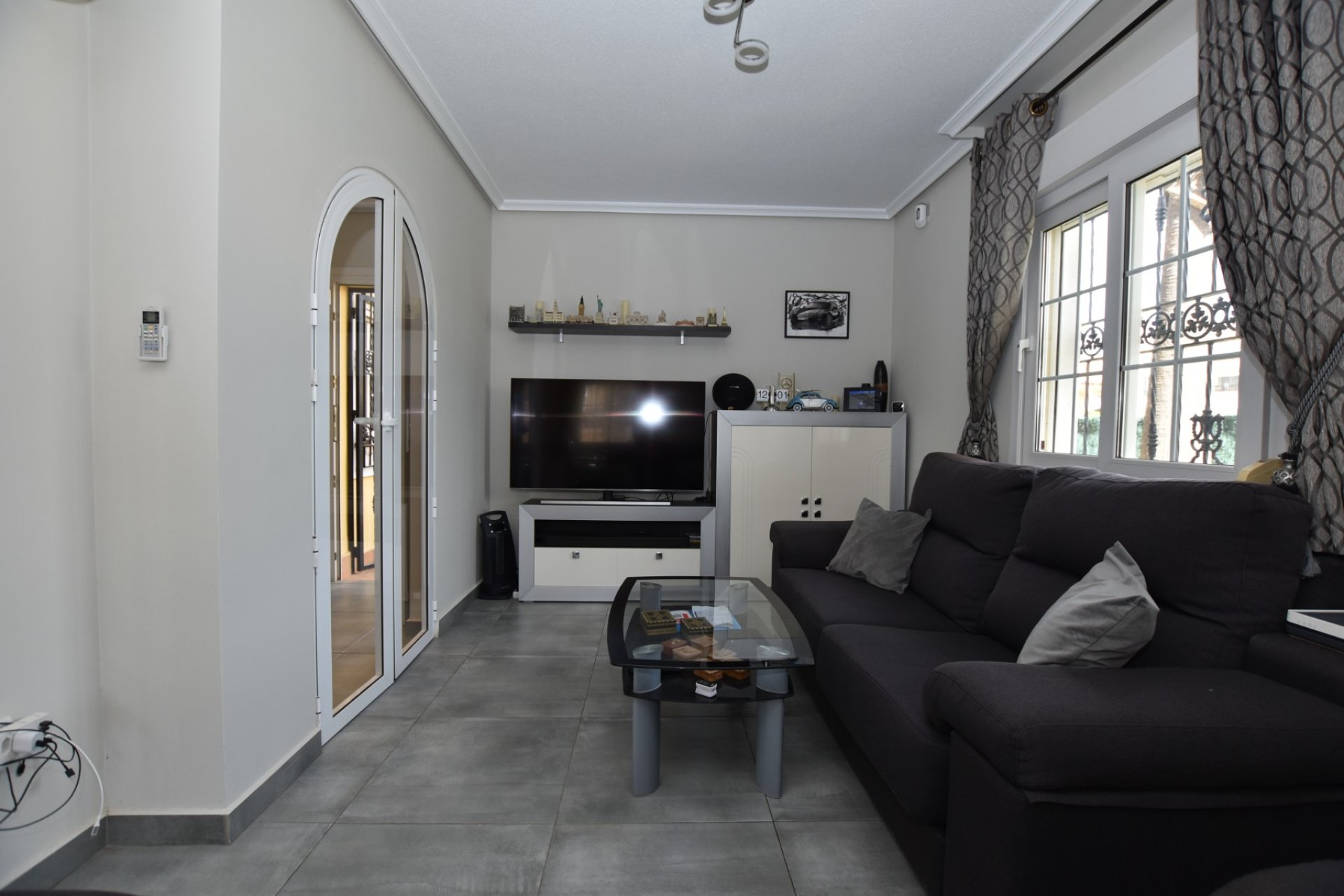 Revente - Villa -
Orihuela Costa - Costa Blanca