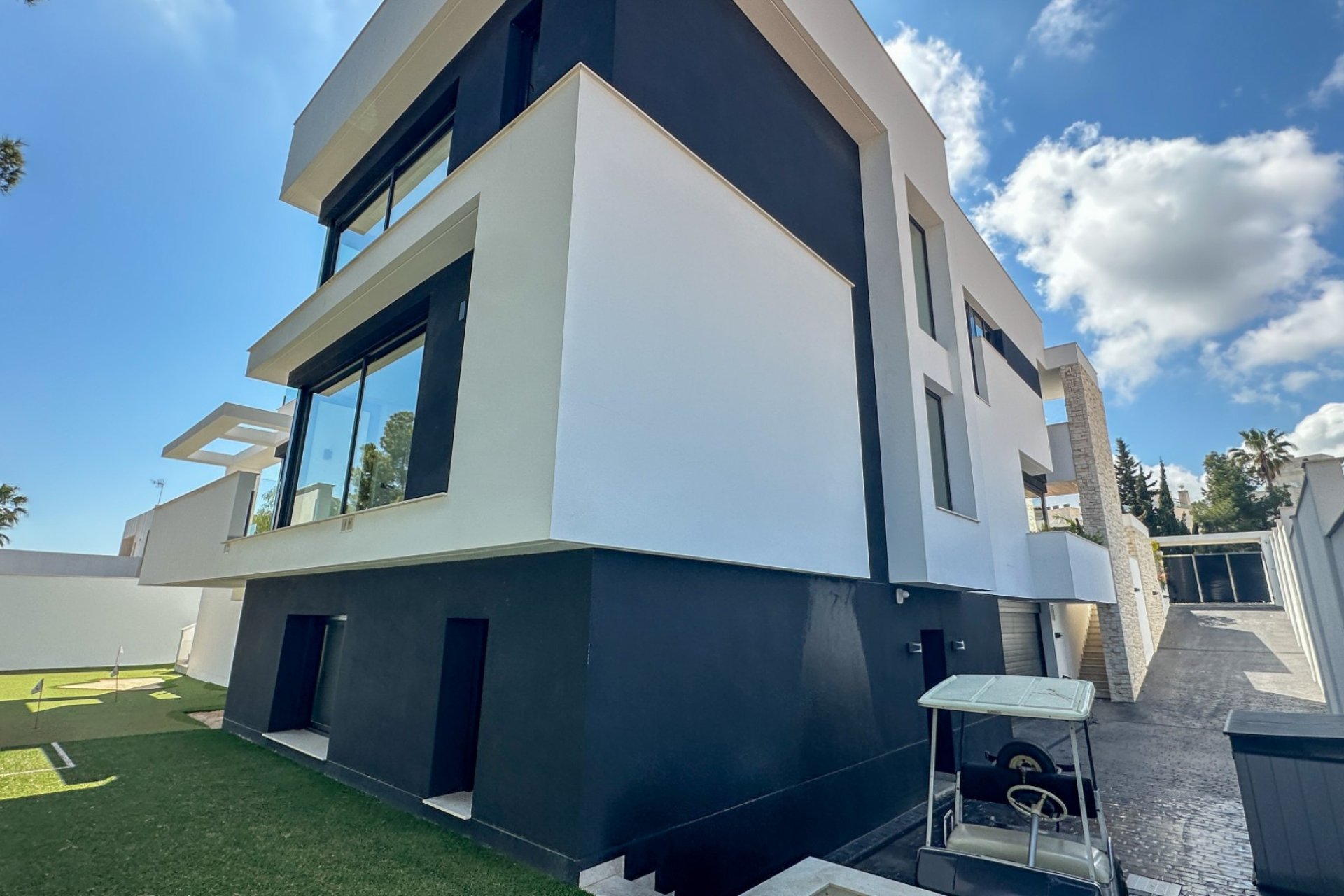 Revente - Villa -
Orihuela Costa - Costa Blanca