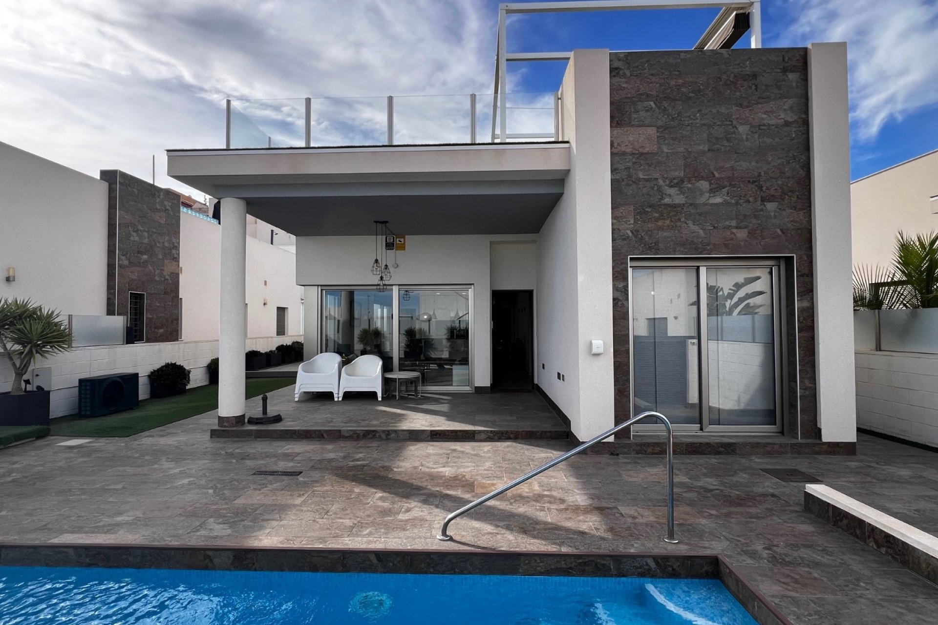 Revente - Villa -
Orihuela Costa - Costa Blanca