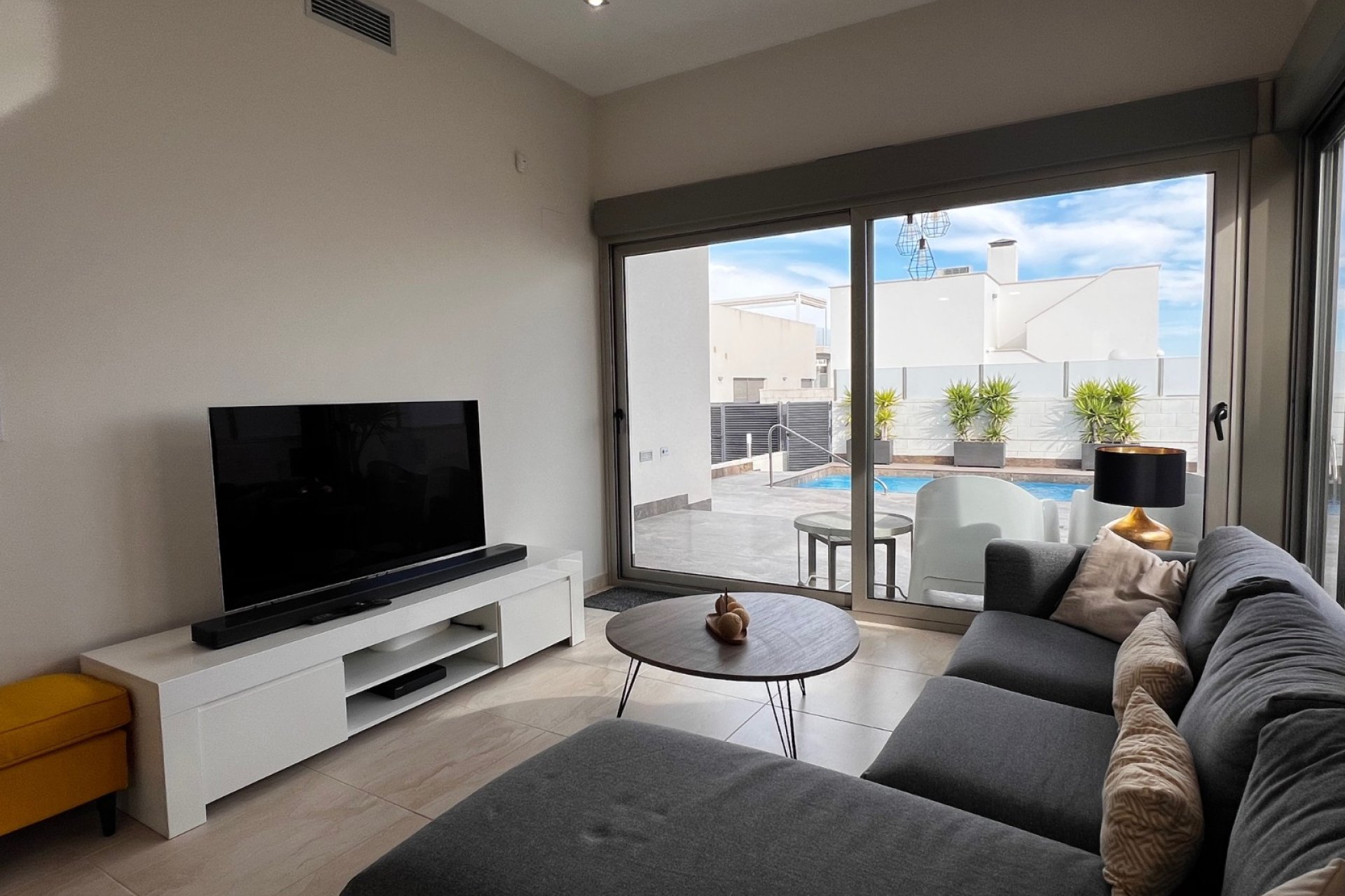 Revente - Villa -
Orihuela Costa - Costa Blanca