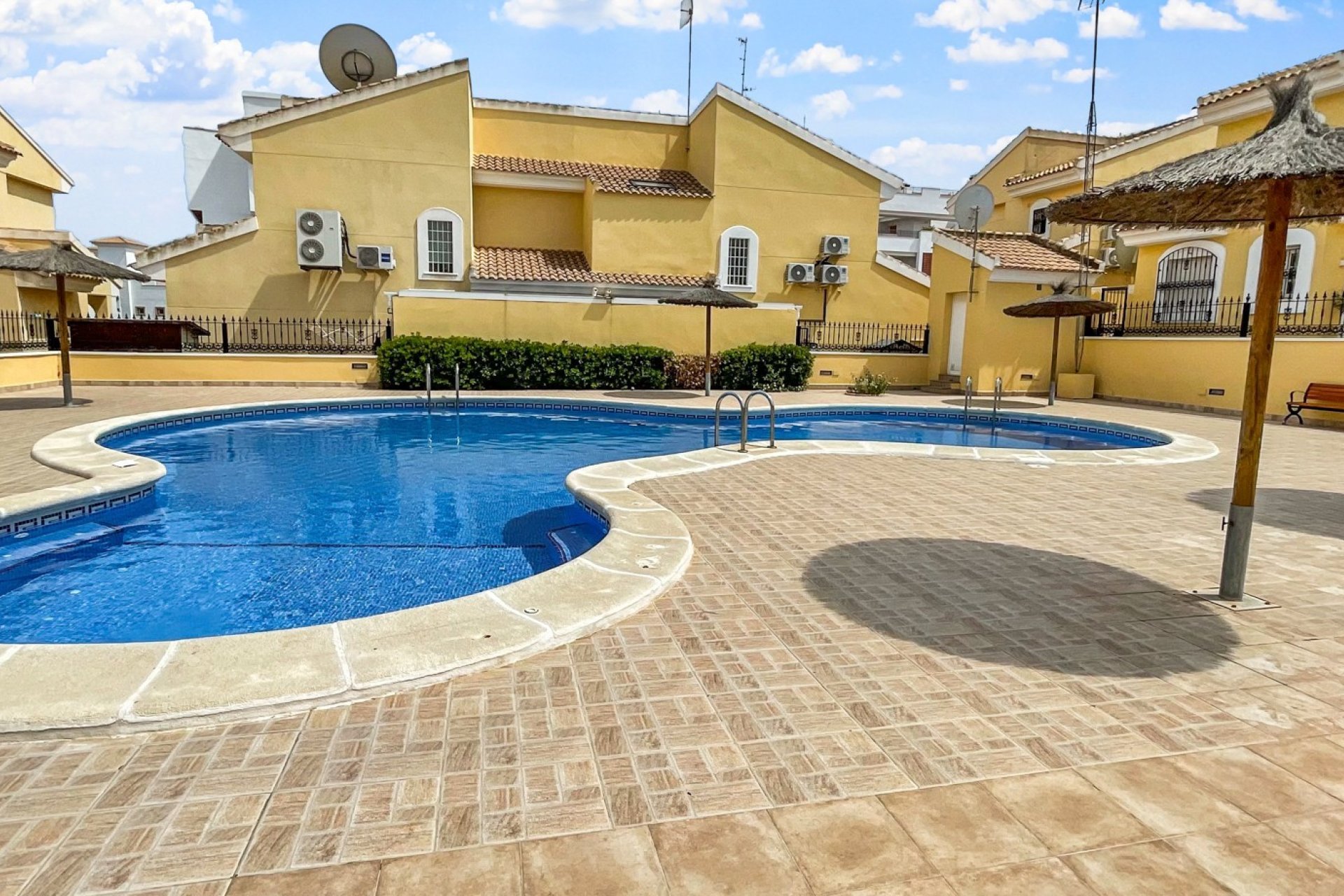 Revente - Villa -
Orihuela Costa - Costa Blanca
