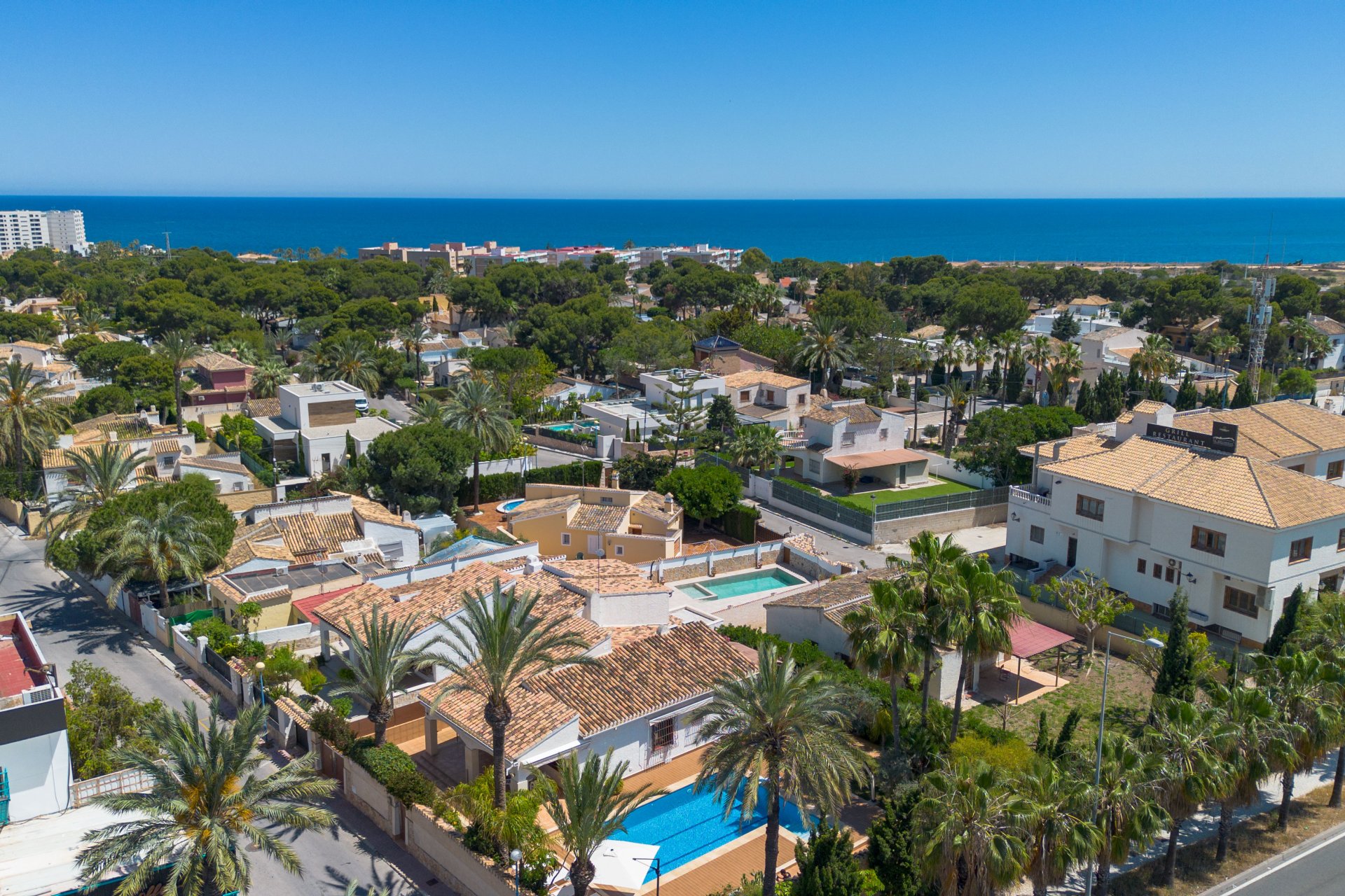 Revente - Villa -
Orihuela Costa - Costa Blanca