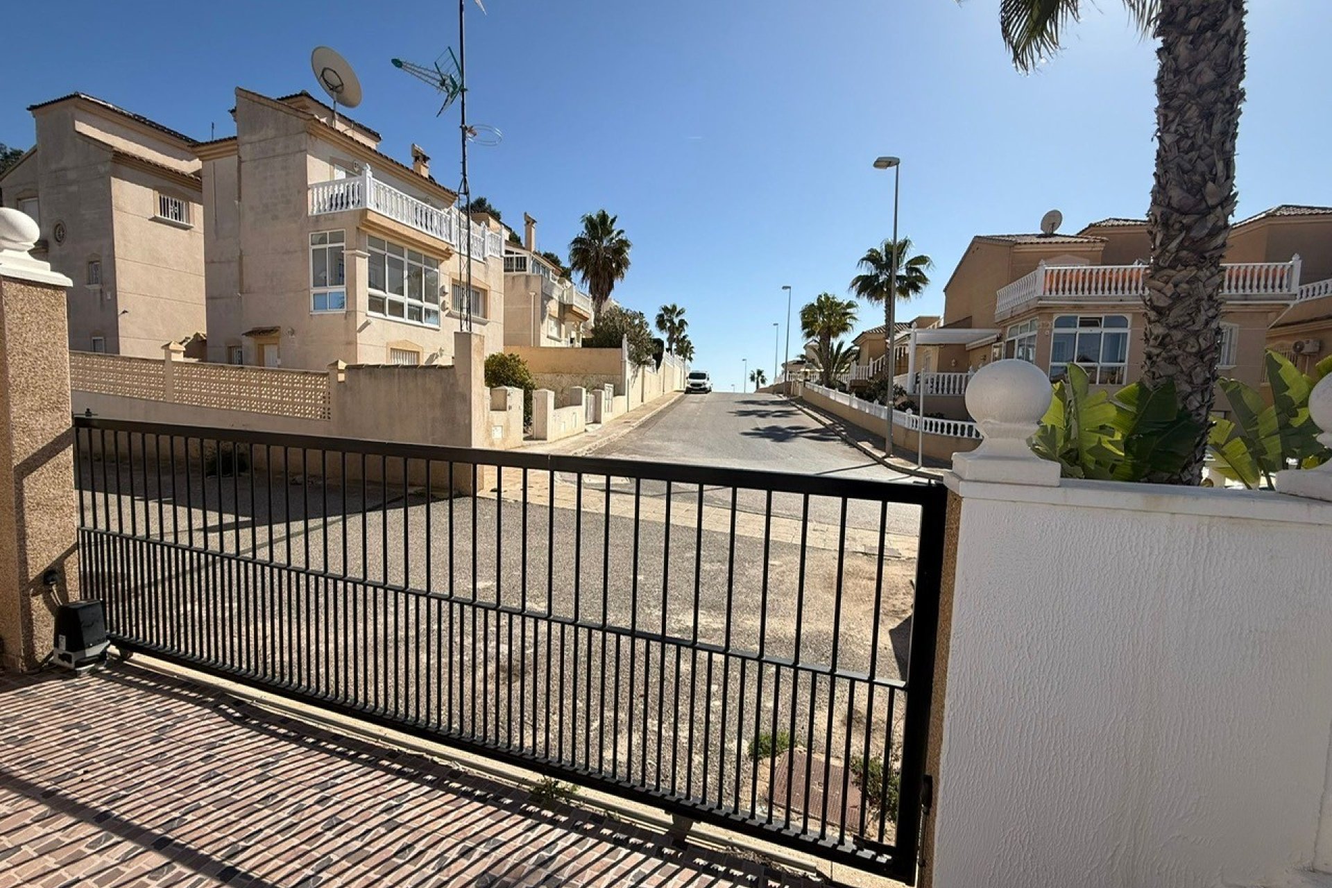 Revente - Villa -
Orihuela Costa - Costa Blanca