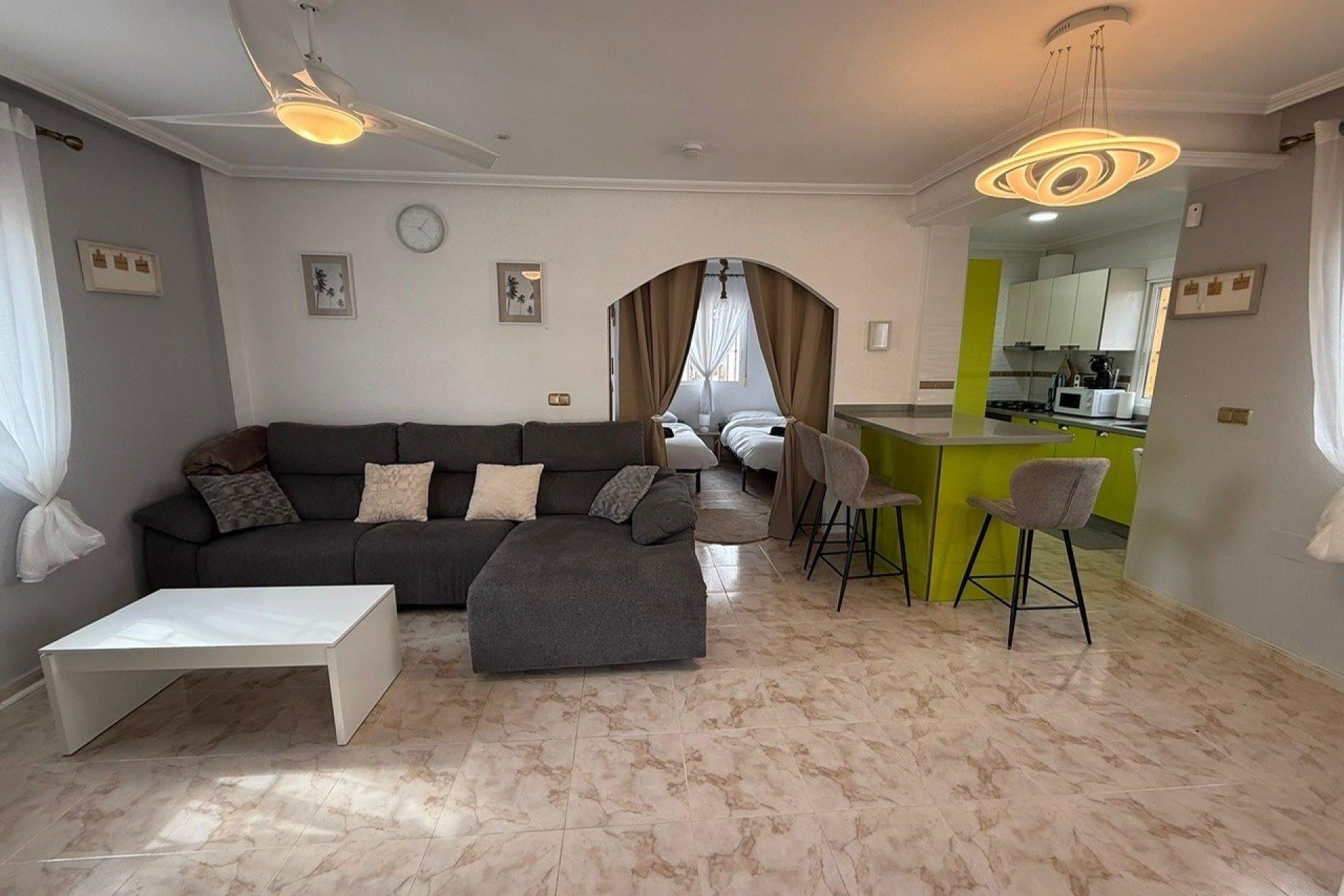 Revente - Villa -
Orihuela Costa - Costa Blanca