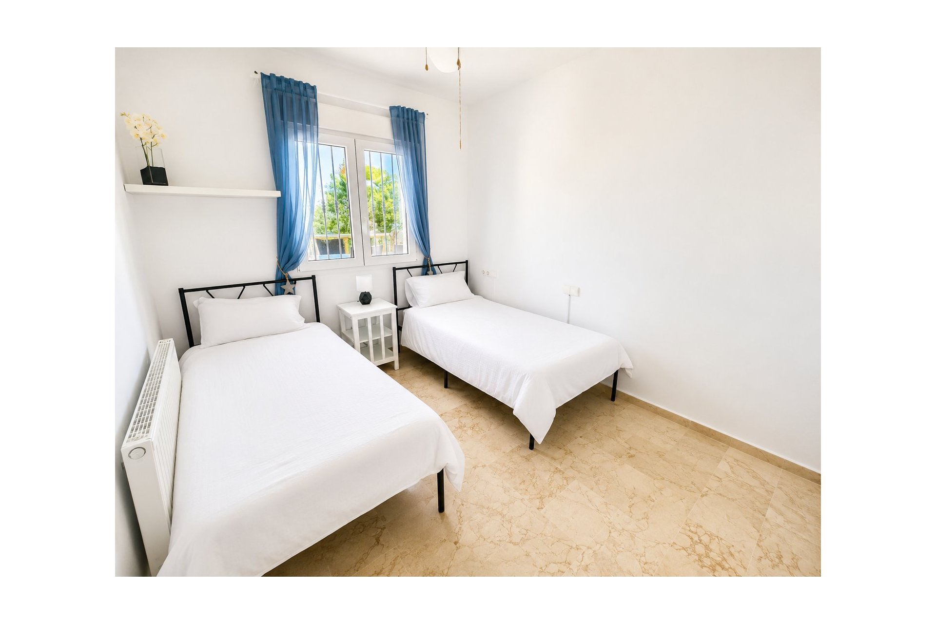 Revente - Villa -
Orihuela Costa - Costa Blanca