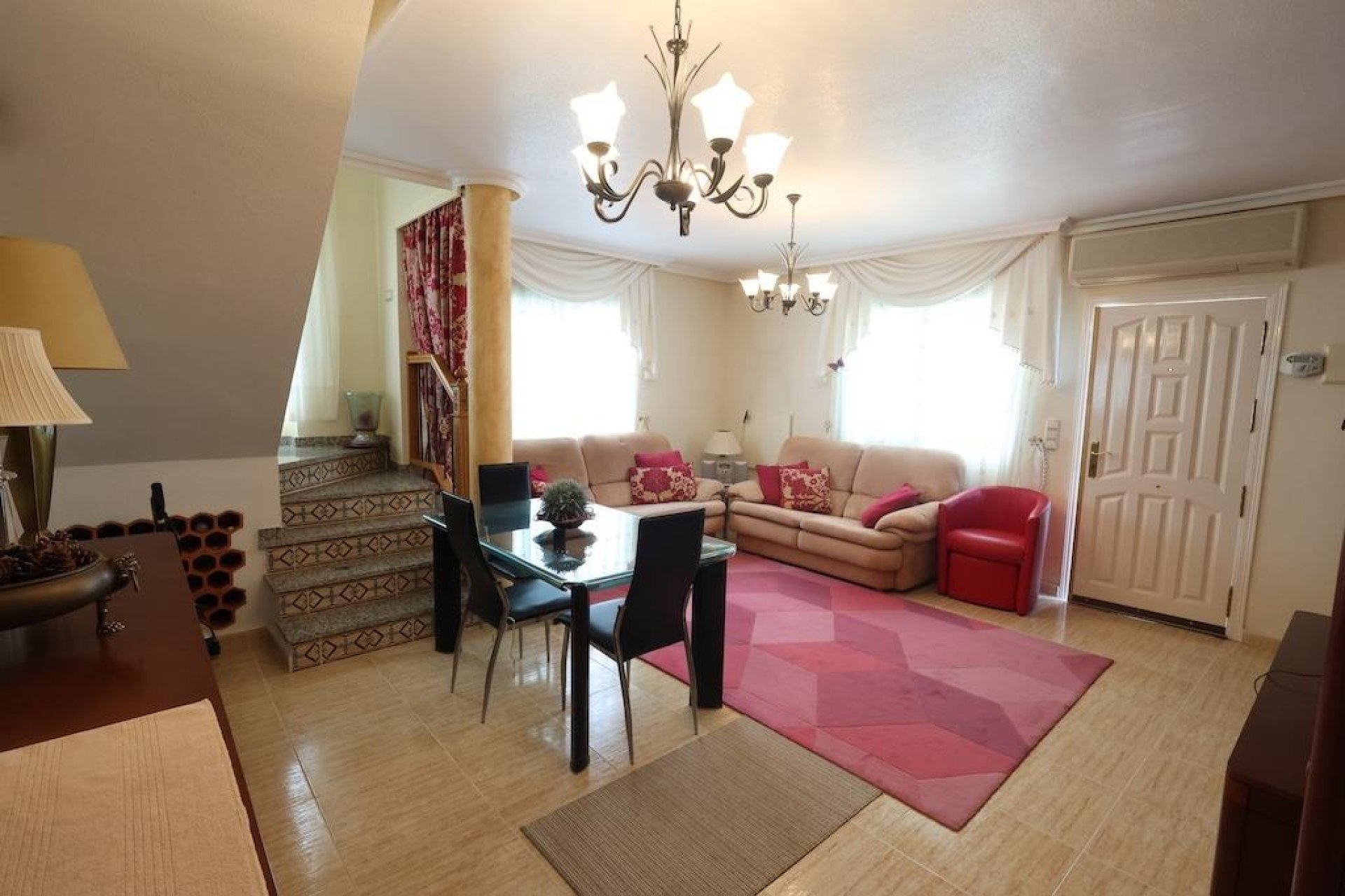 Revente - Villa -
Orihuela Costa - Costa Blanca