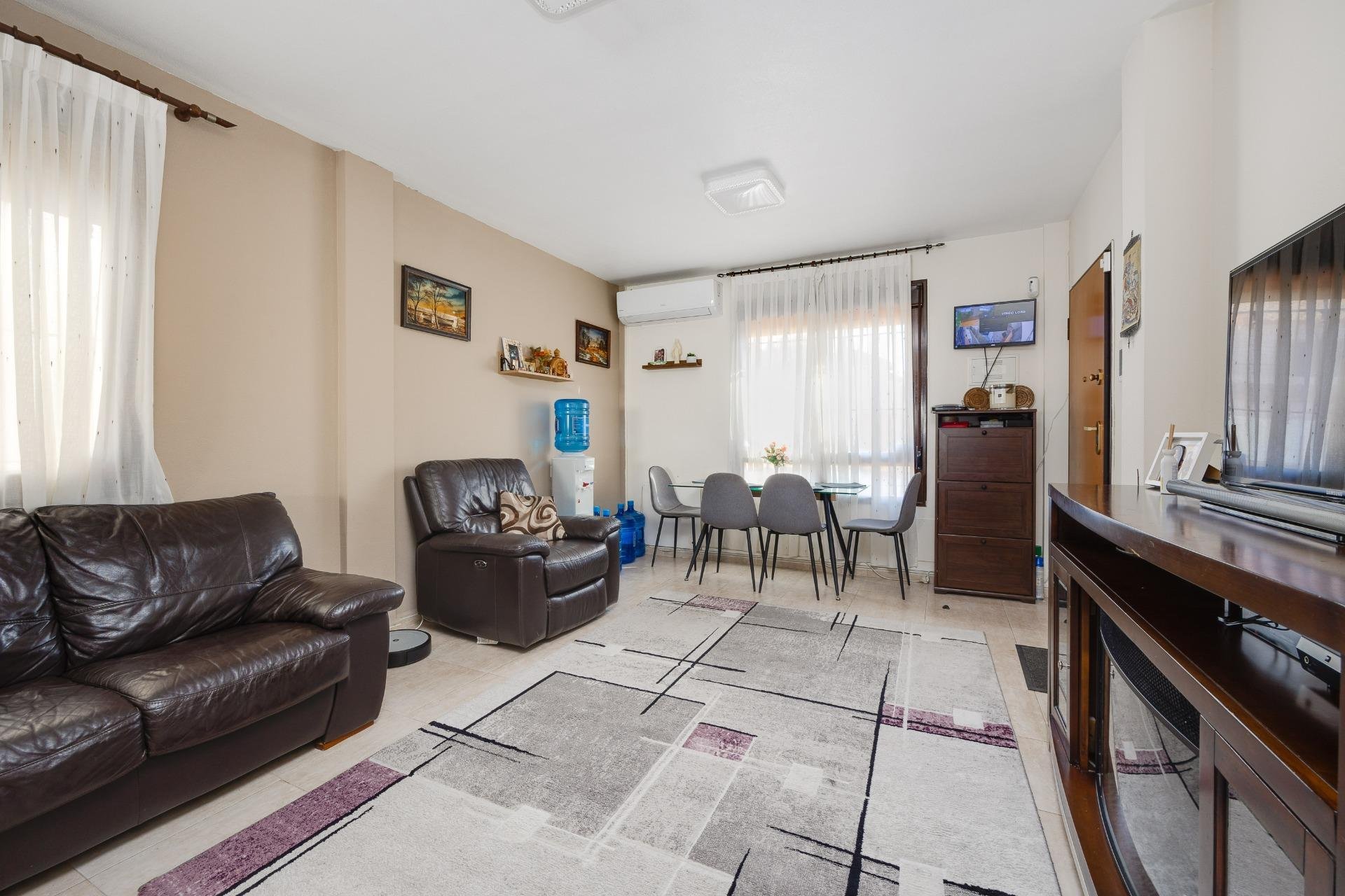 Revente - Villa -
Orihuela Costa - PAU 8