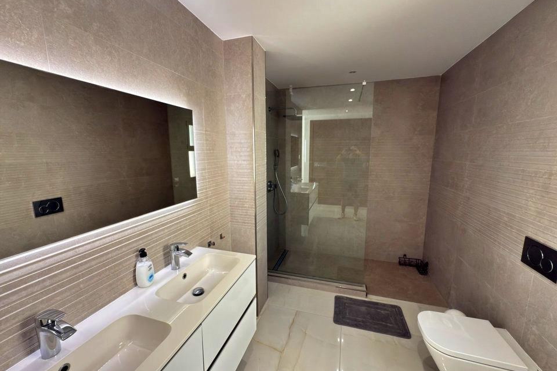 Revente - Villa -
Orihuela Costa - Villamartín