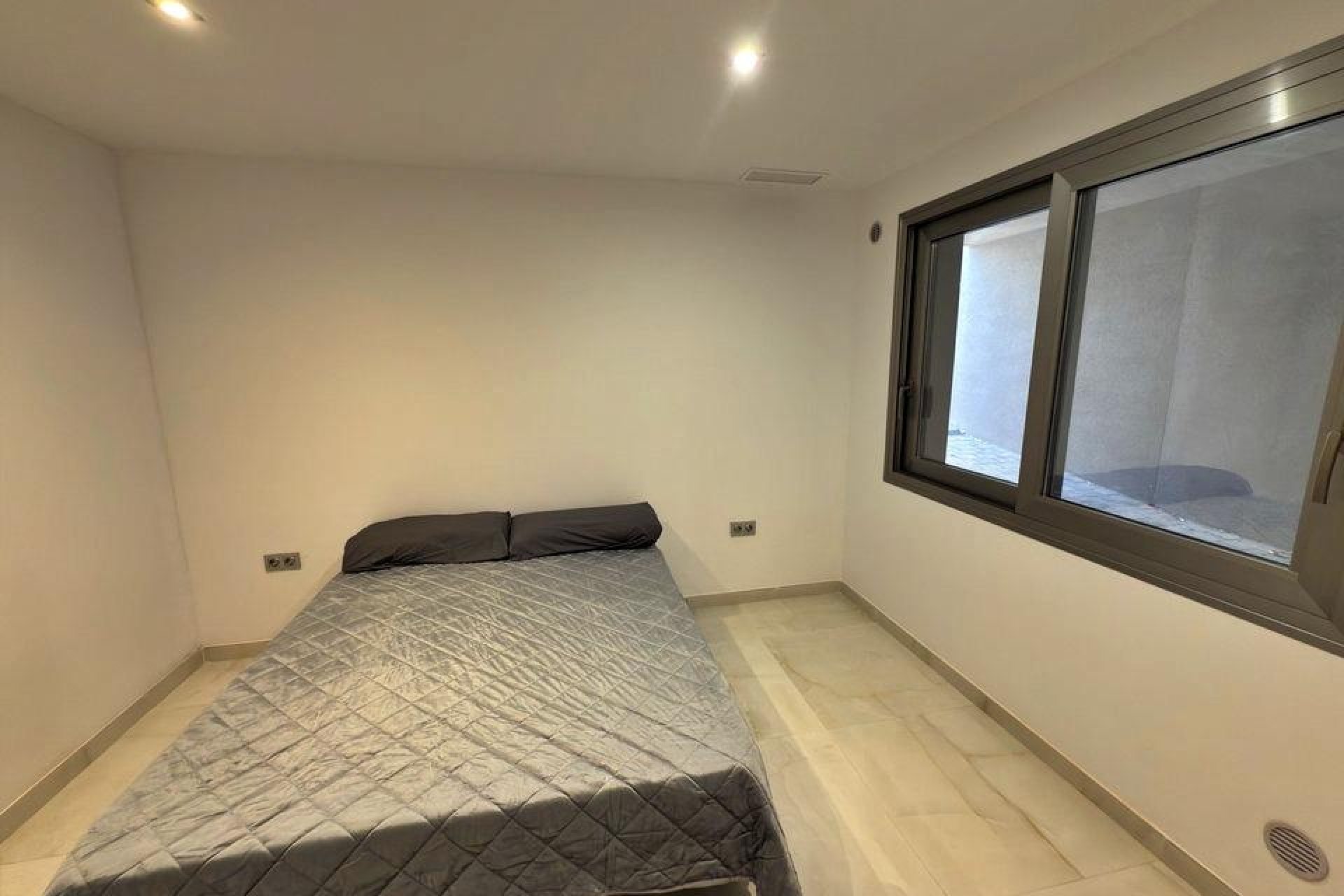 Revente - Villa -
Orihuela Costa - Villamartín
