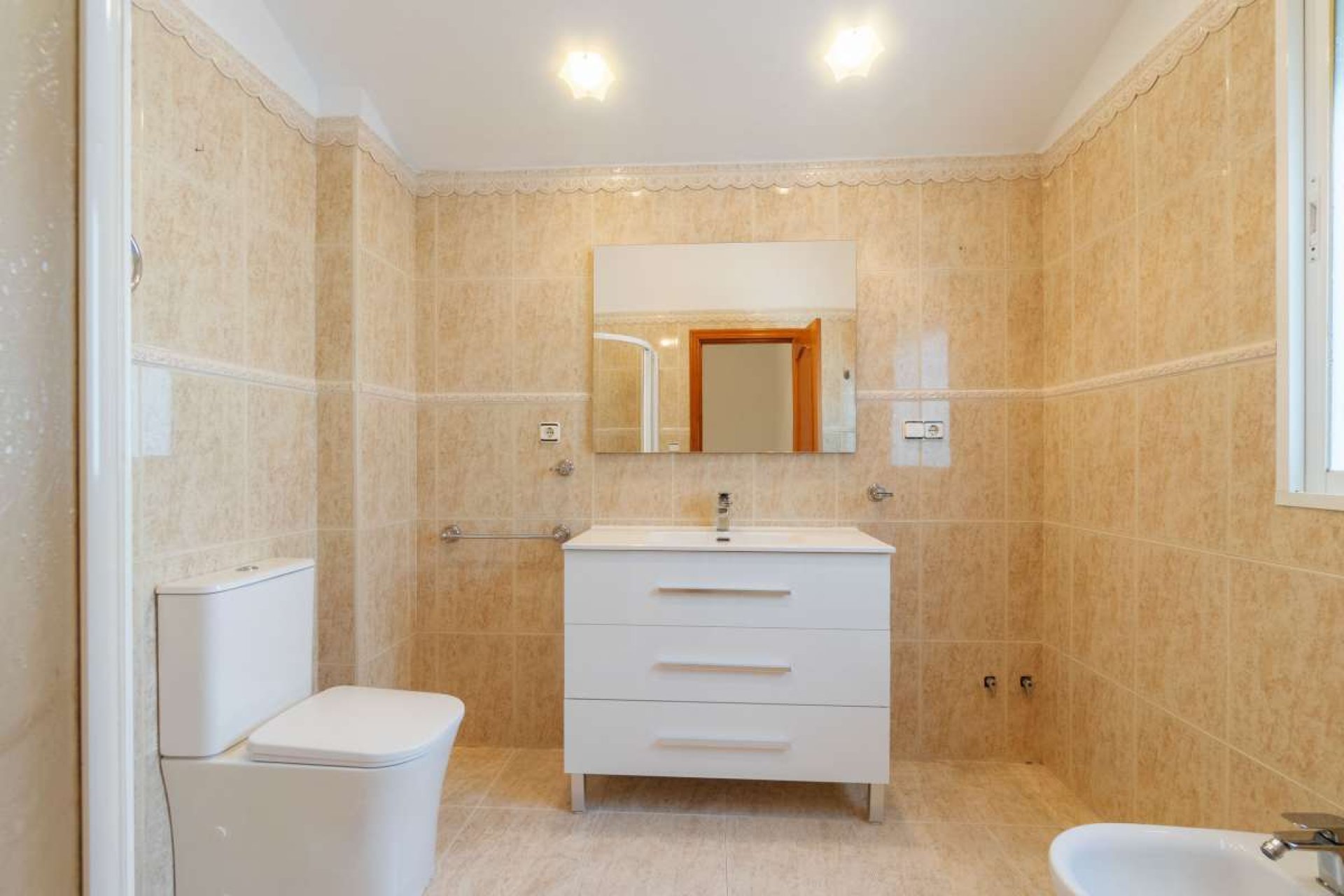 Revente - Villa -
Orihuela - Inland