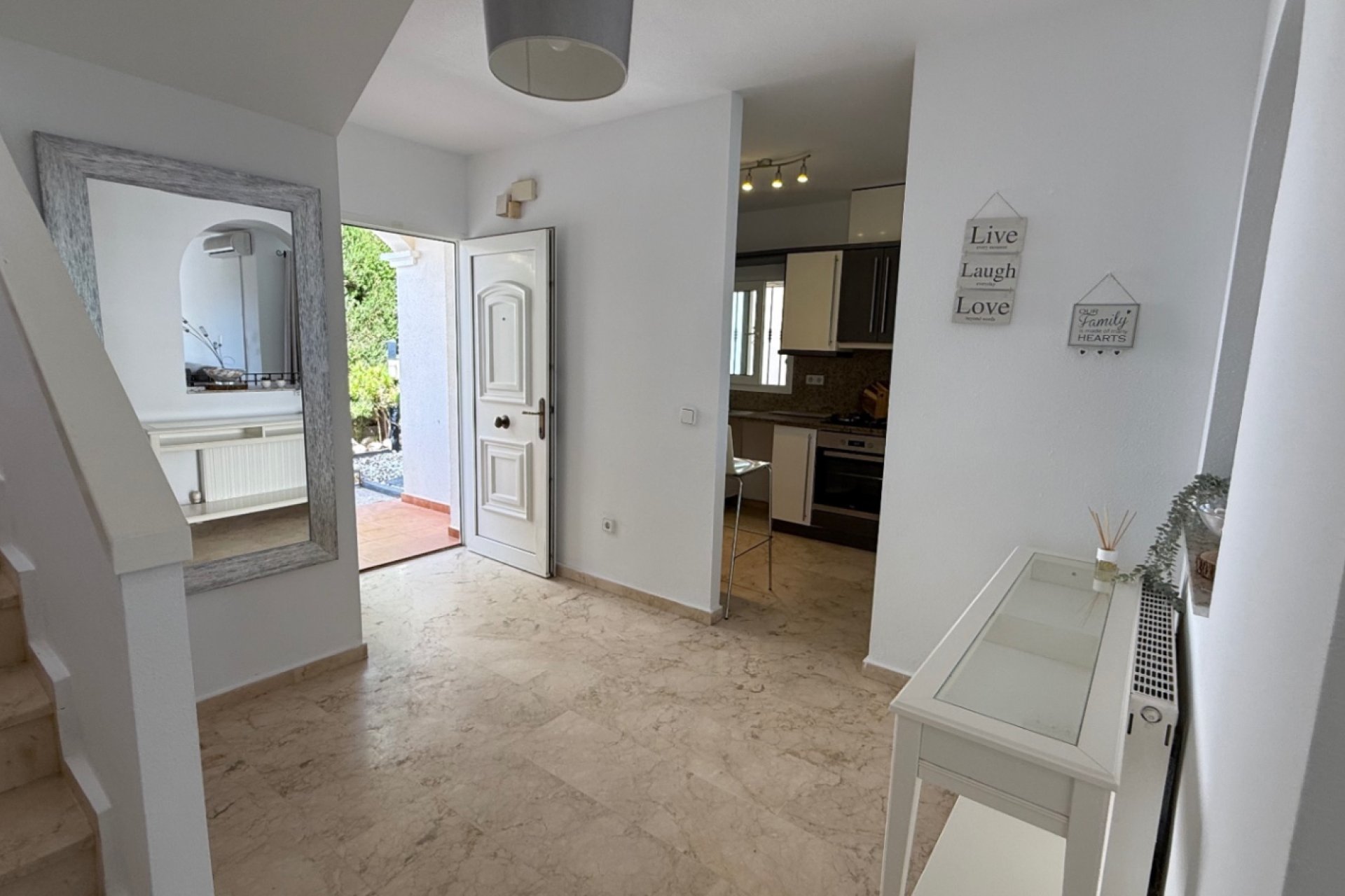 Revente - Villa -
Orihuela - Inland