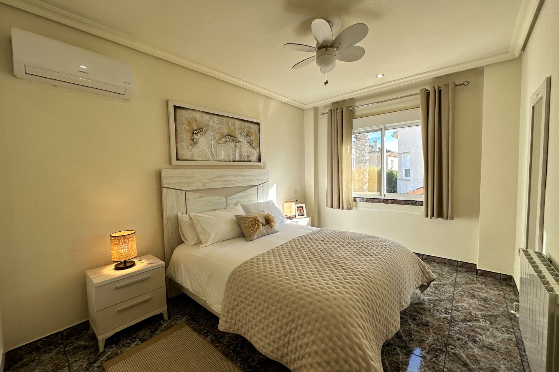 Revente - Villa -
Orihuela - Inland