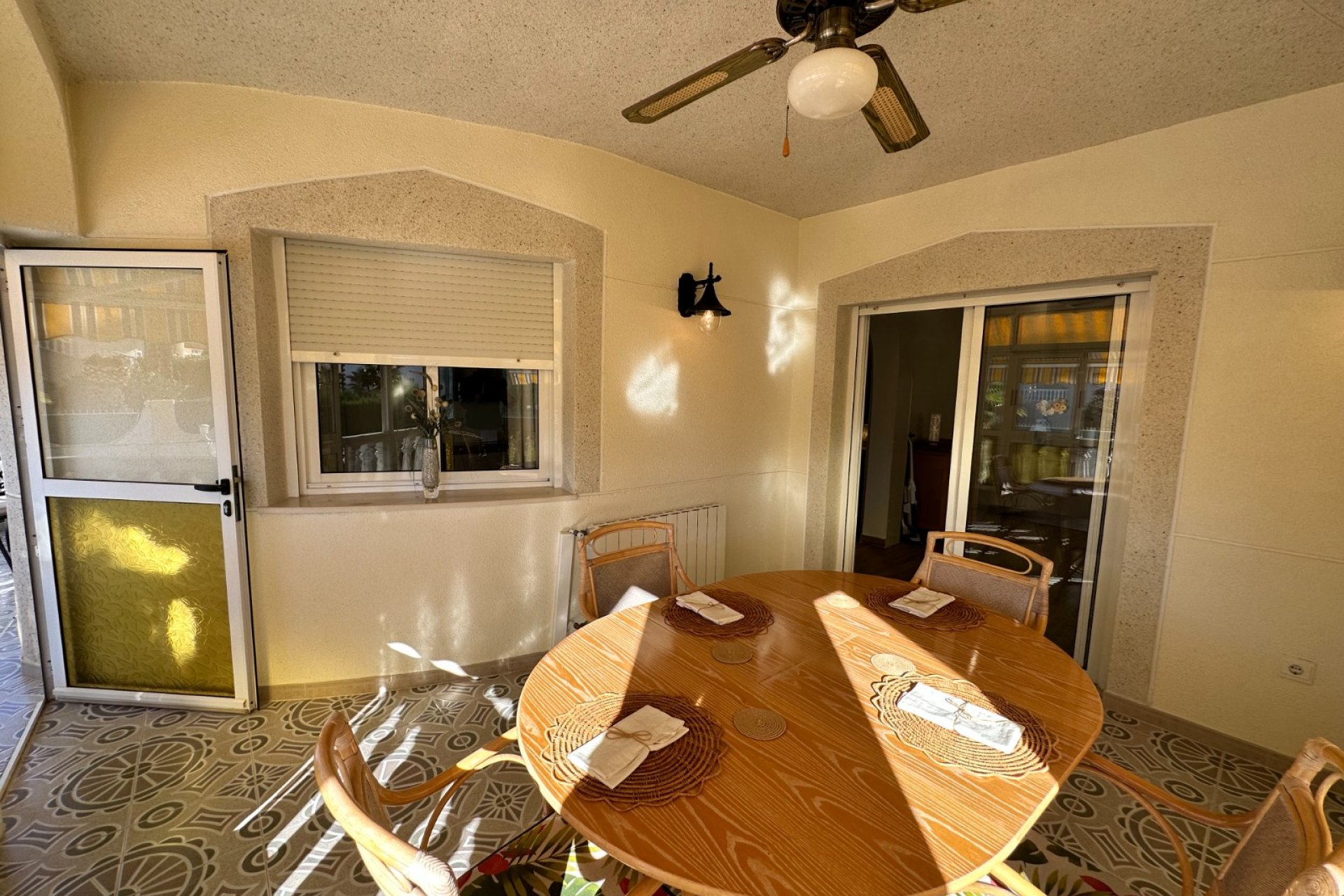 Revente - Villa -
Orihuela - Inland
