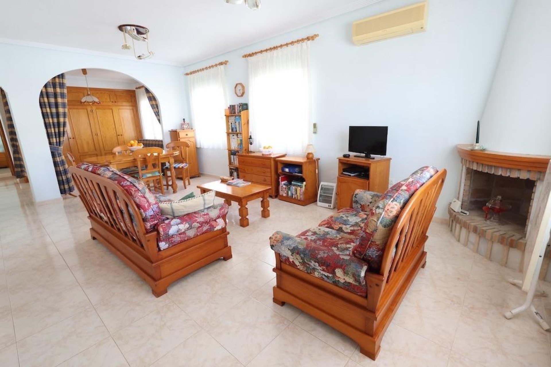 Revente - Villa -
Orihuela - Inland