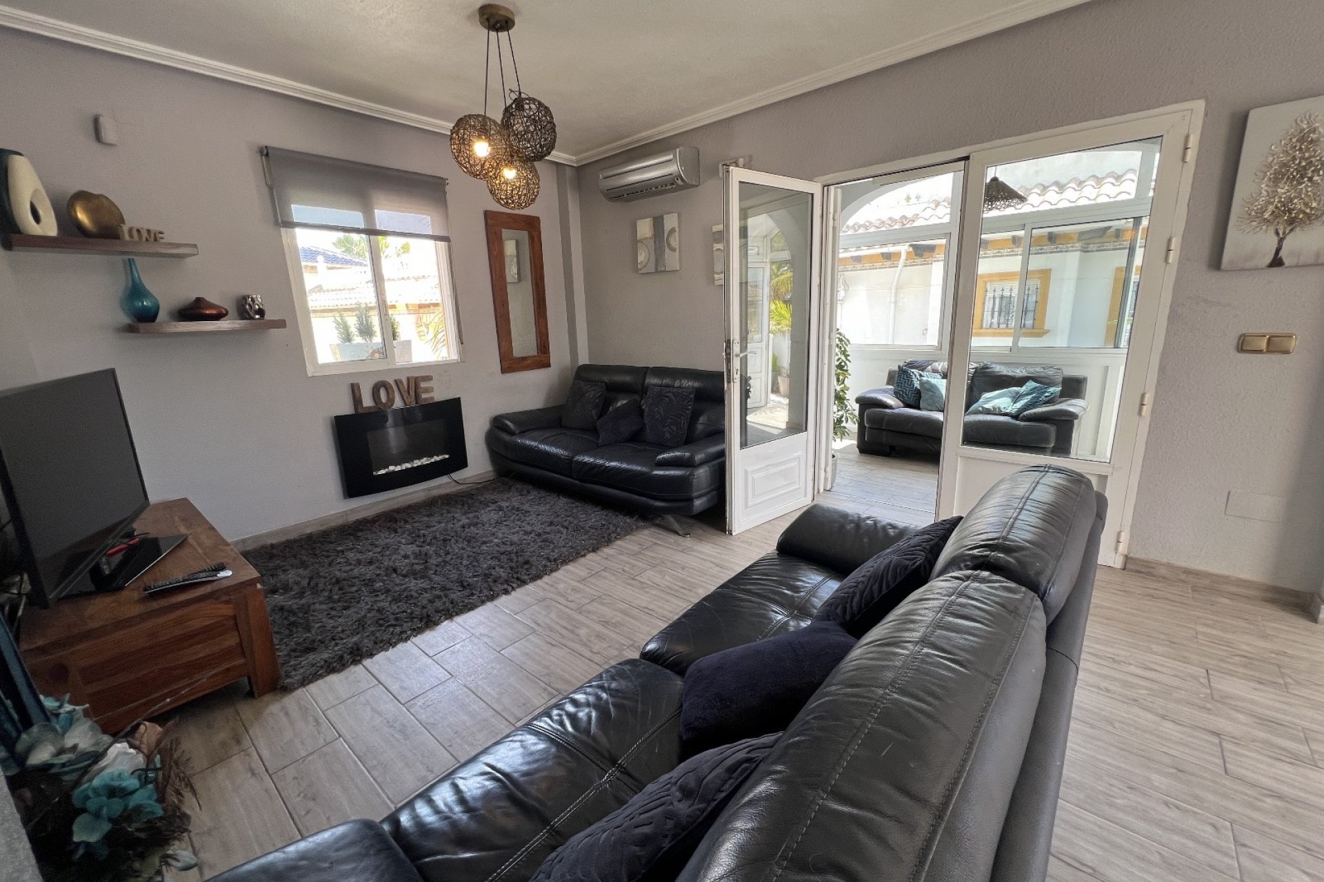 Revente - Villa -
Orihuela - Inland
