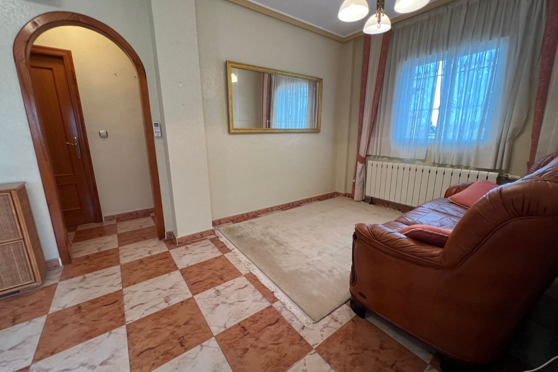 Revente - Villa -
Orihuela - Inland