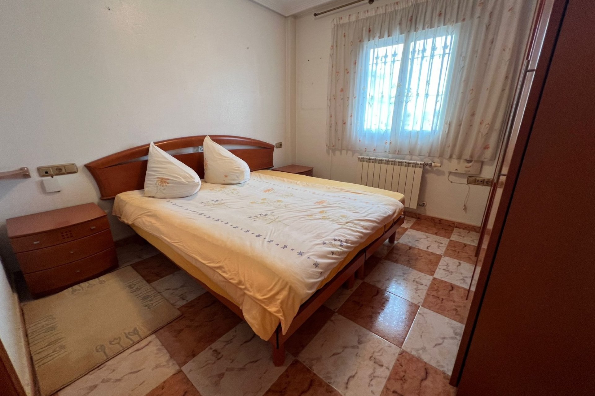 Revente - Villa -
Orihuela - Inland