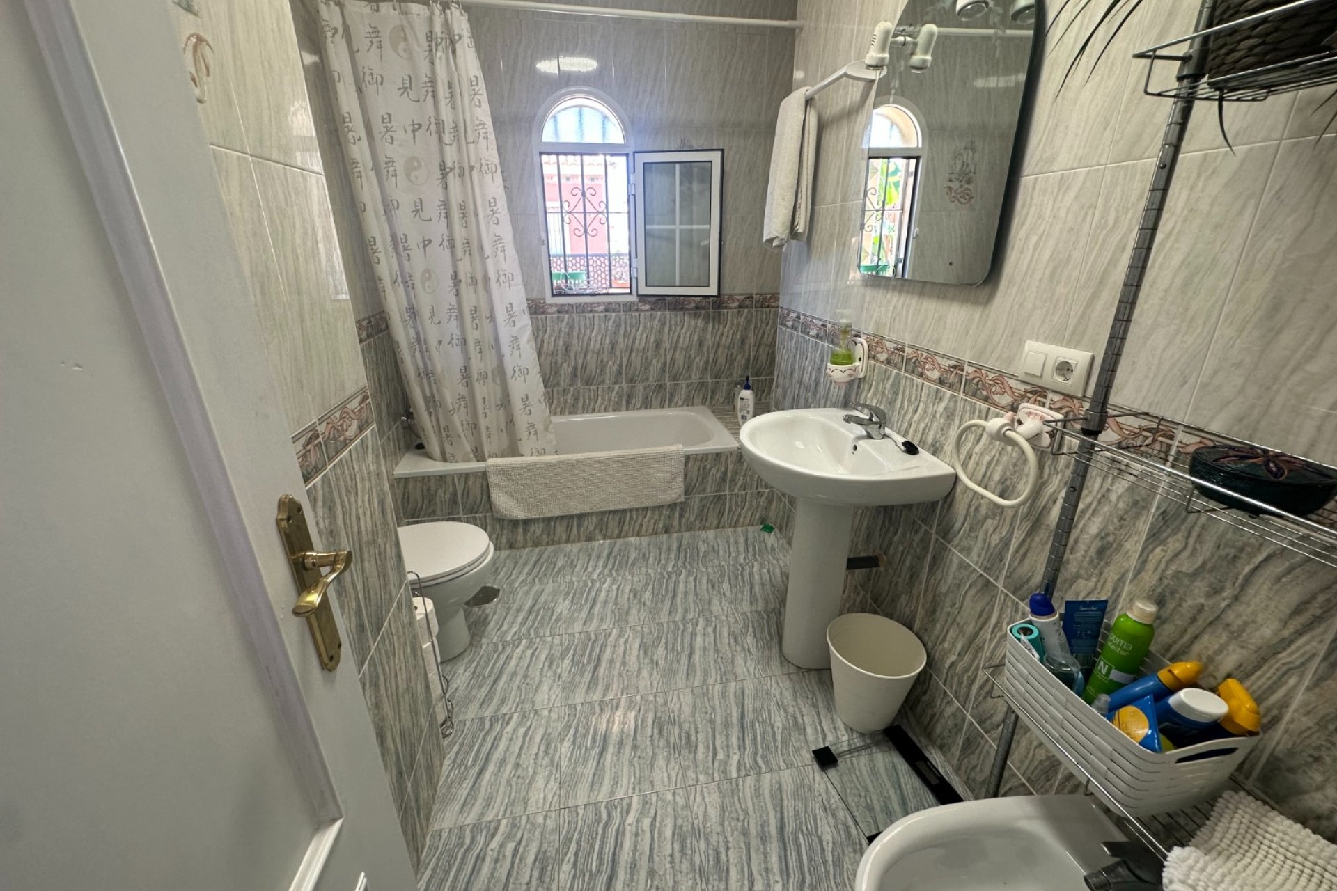Revente - Villa -
Orihuela - Inland