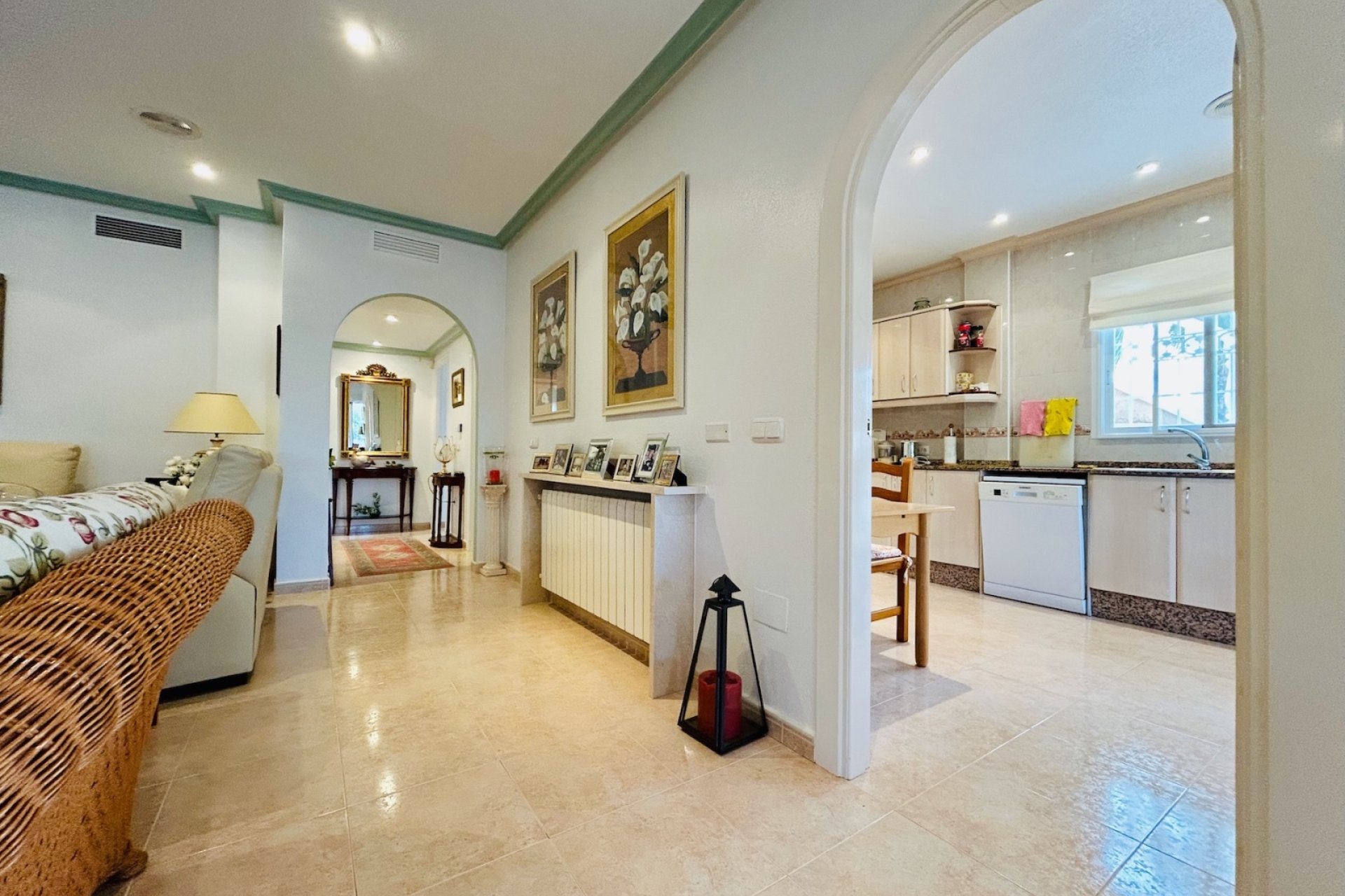 Revente - Villa -
Orihuela - Inland