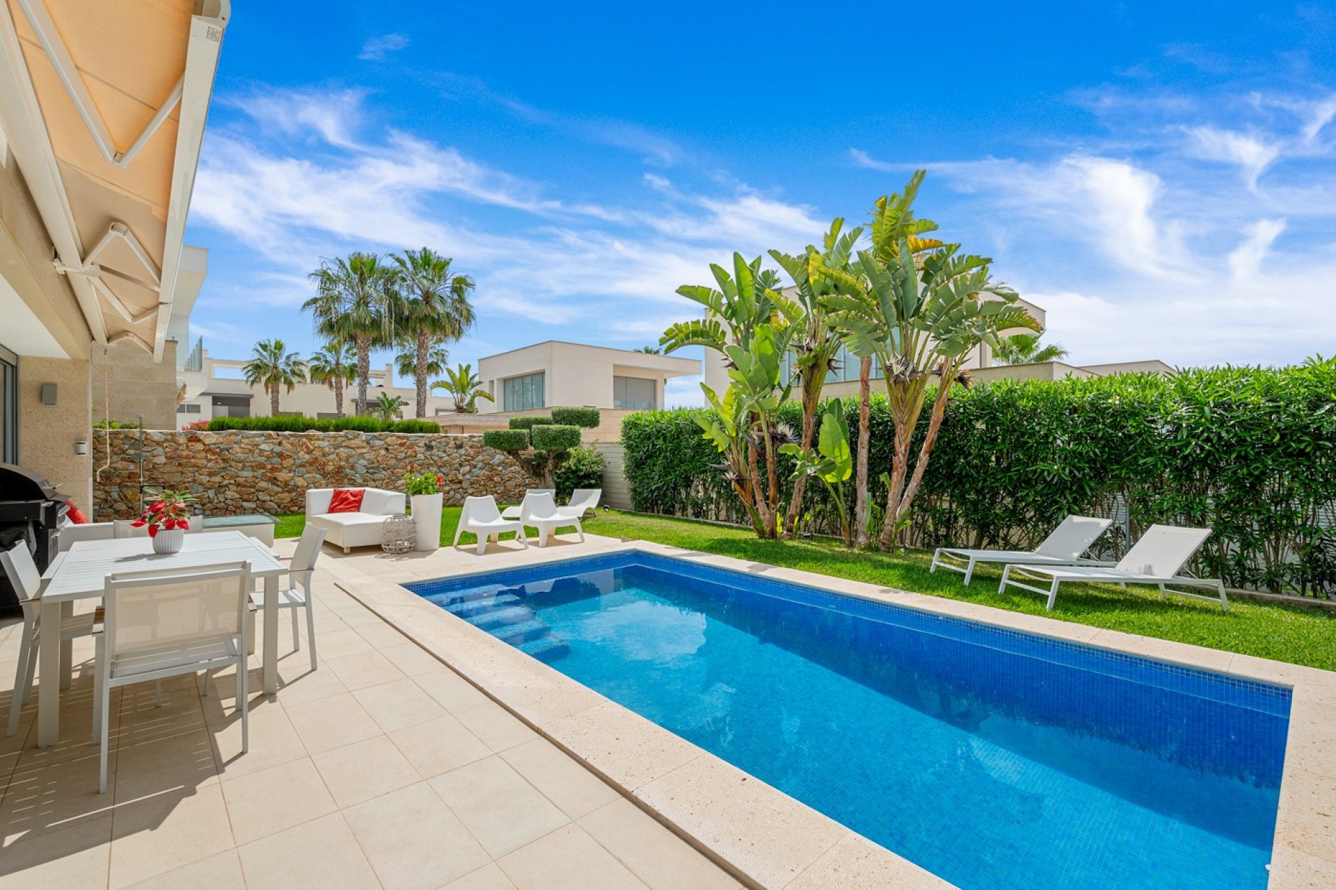 Revente - Villa -
Orihuela - Inland