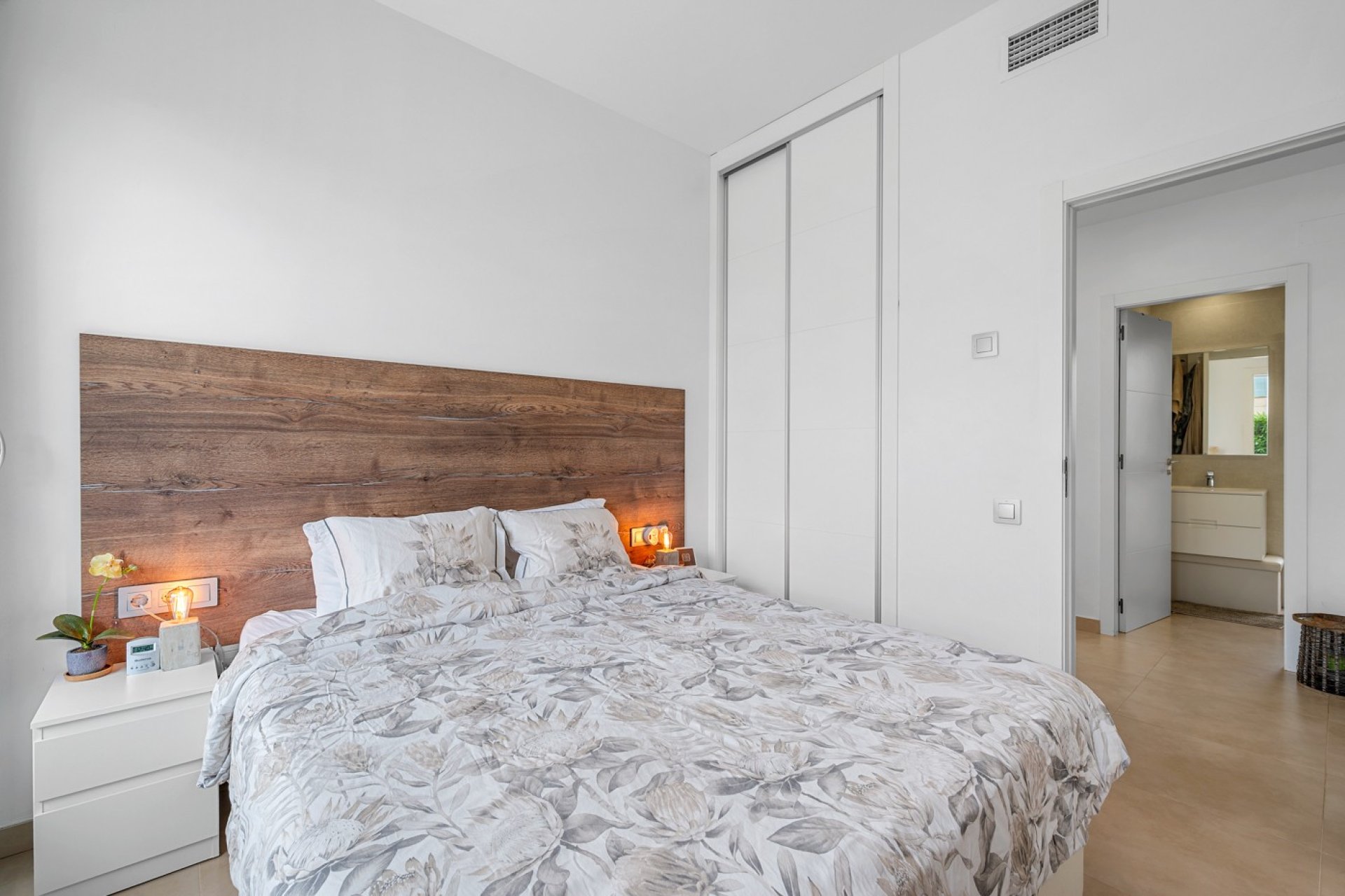 Revente - Villa -
Orihuela - Inland