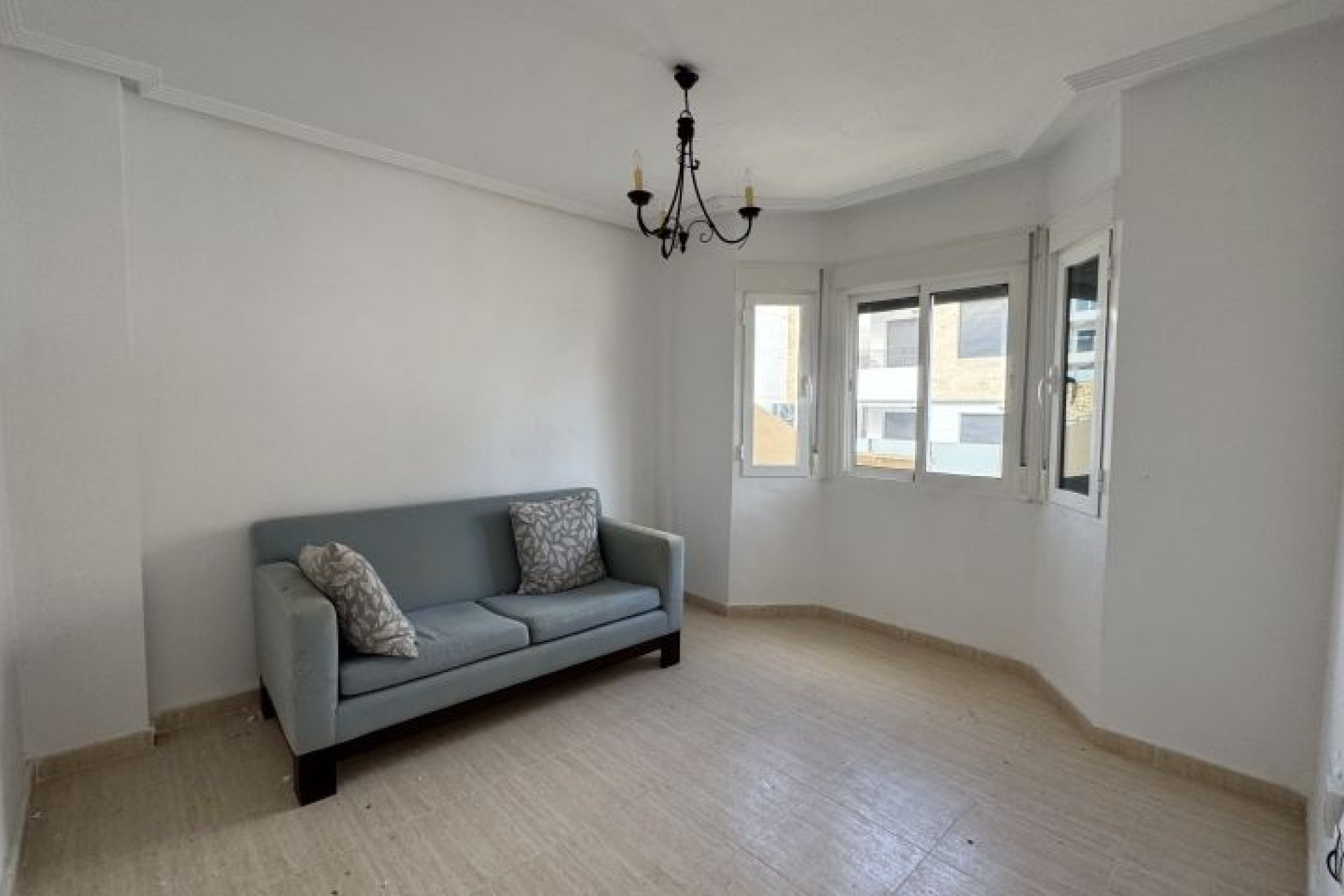 Revente - Villa -
Orihuela - Inland