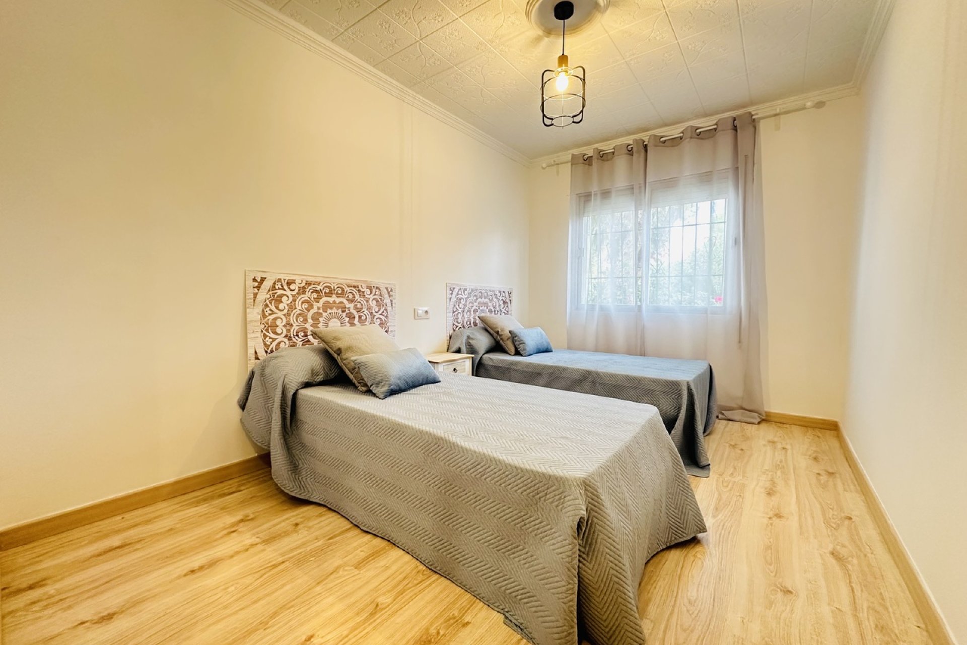 Revente - Villa -
Orihuela - Inland