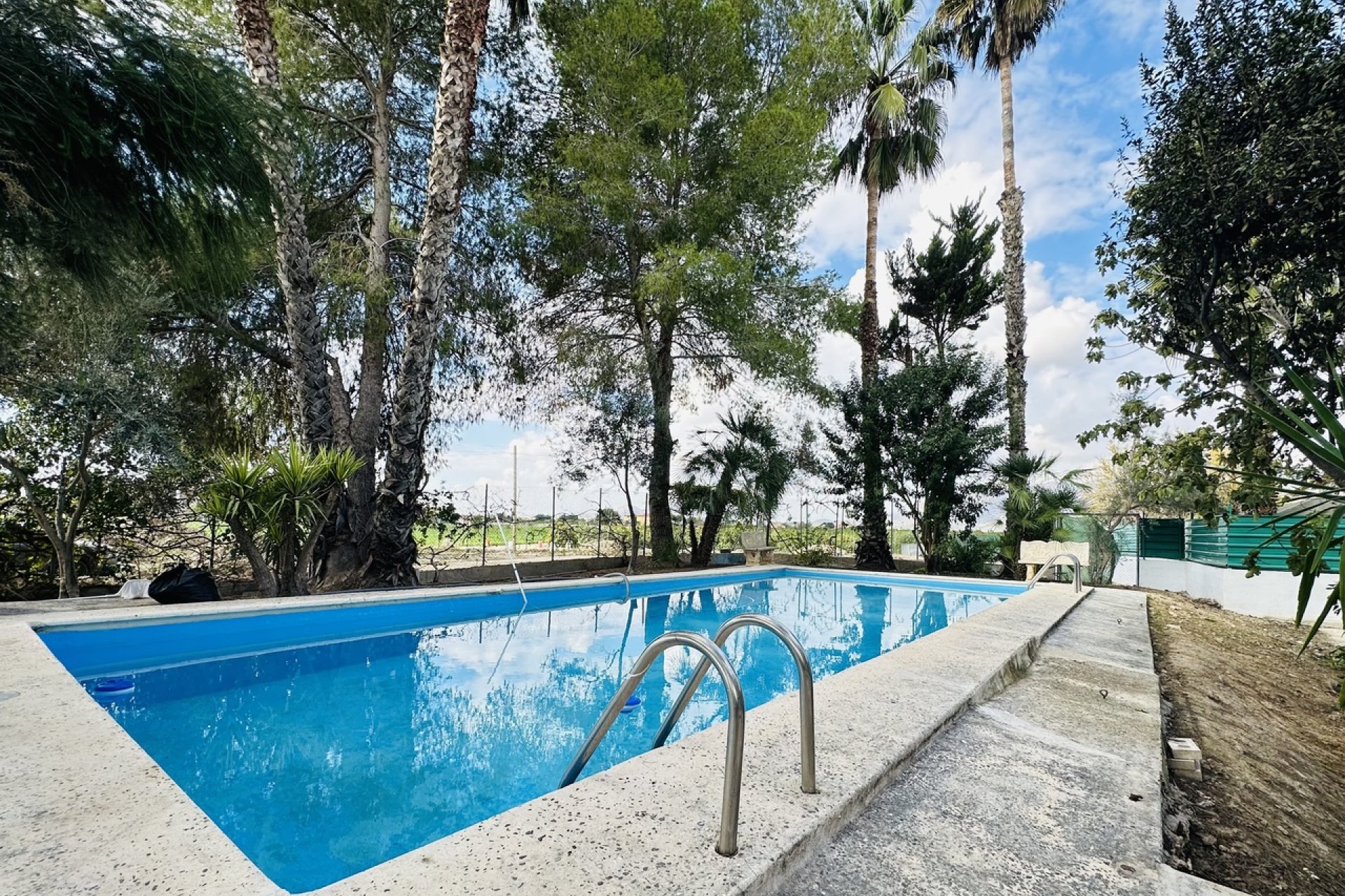Revente - Villa -
Orihuela - Inland