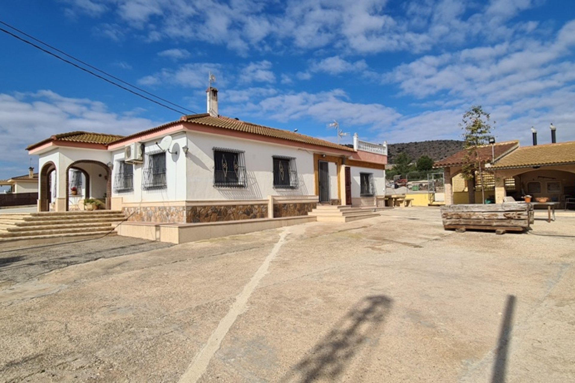 Revente - Villa -
Orihuela - Inland