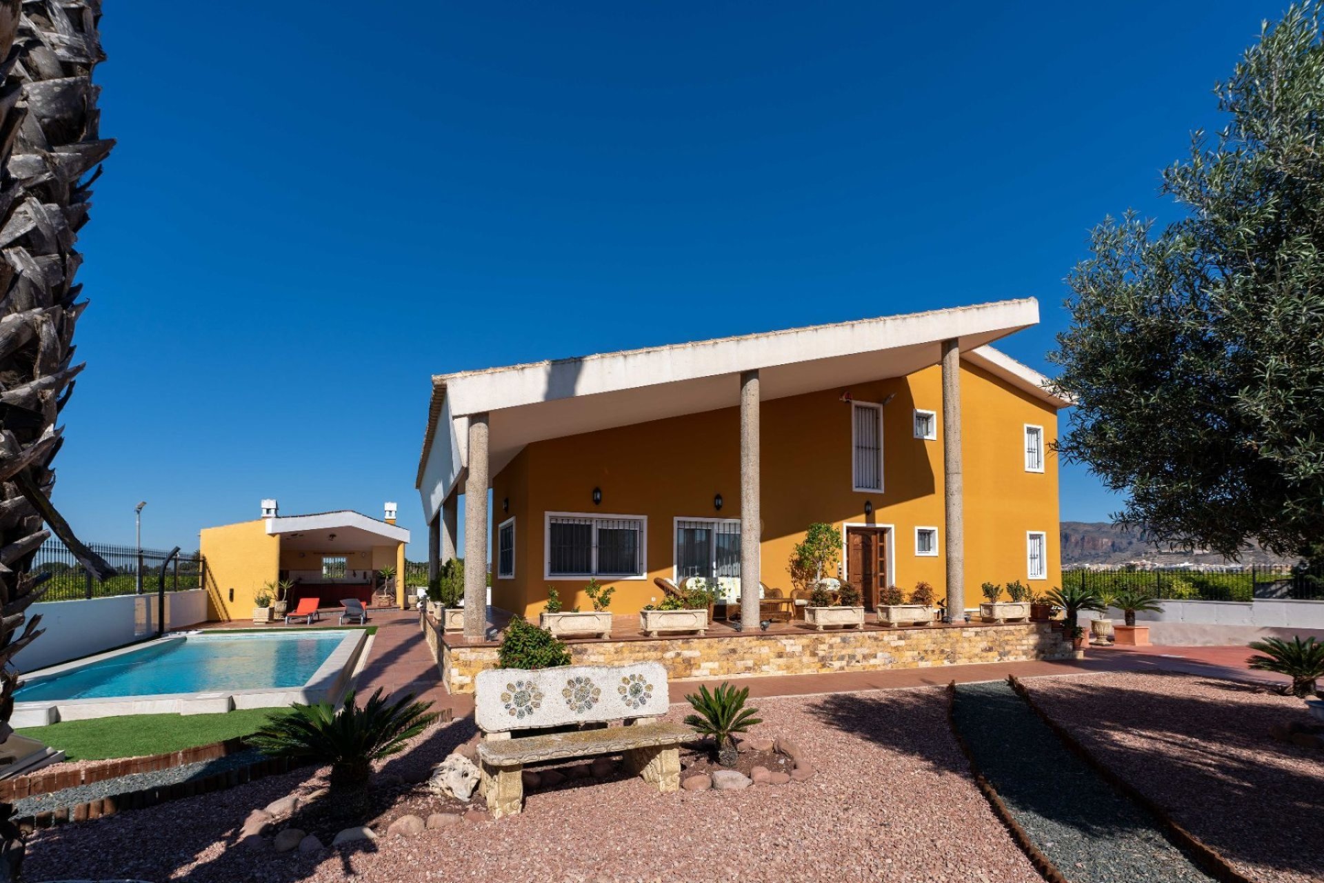 Revente - Villa -
Orihuela - Inland