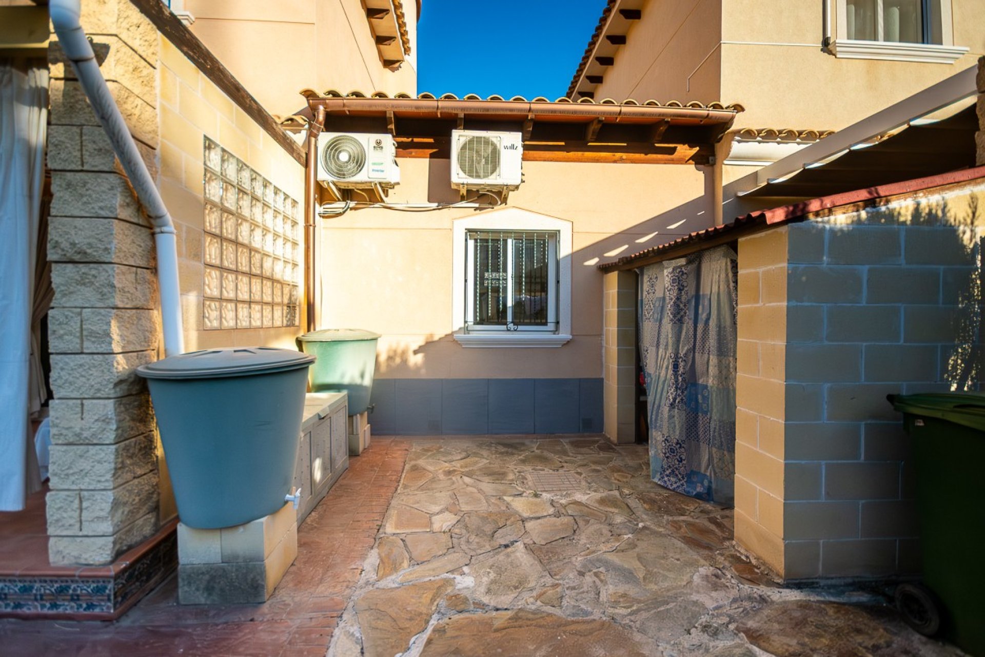 Revente - Villa -
Orihuela - Inland