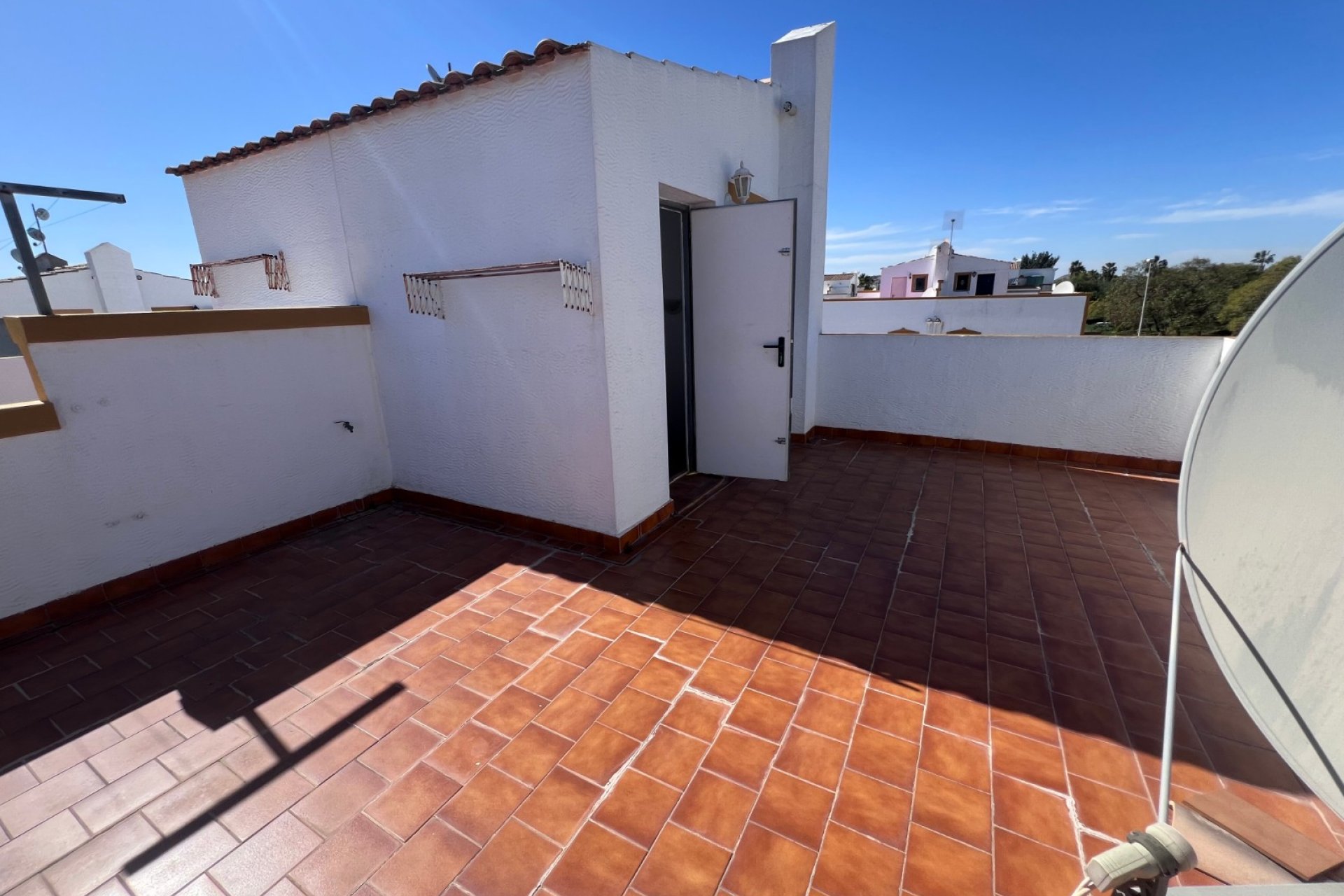Revente - Villa -
Orihuela - Inland
