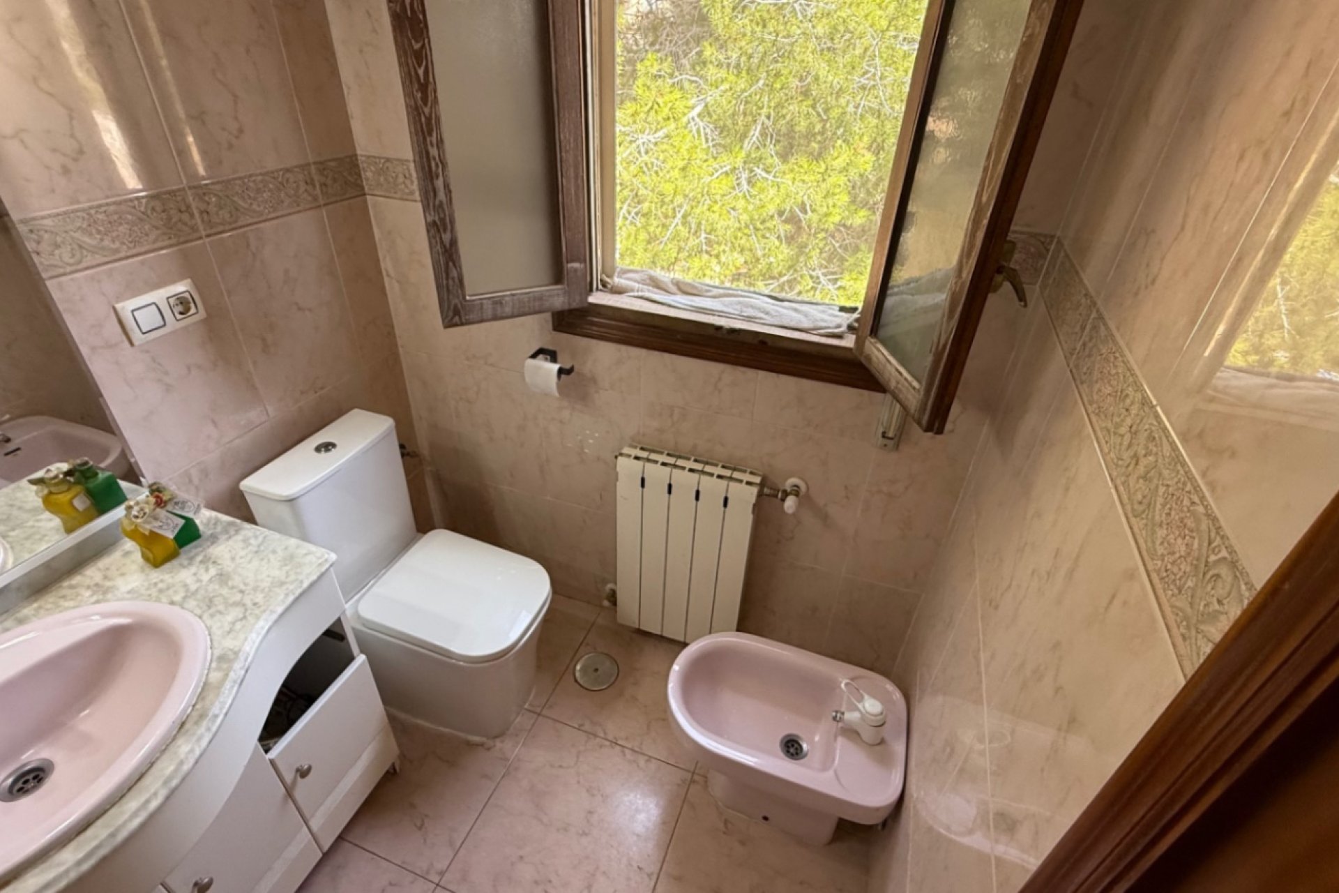 Revente - Villa -
Orihuela - Inland