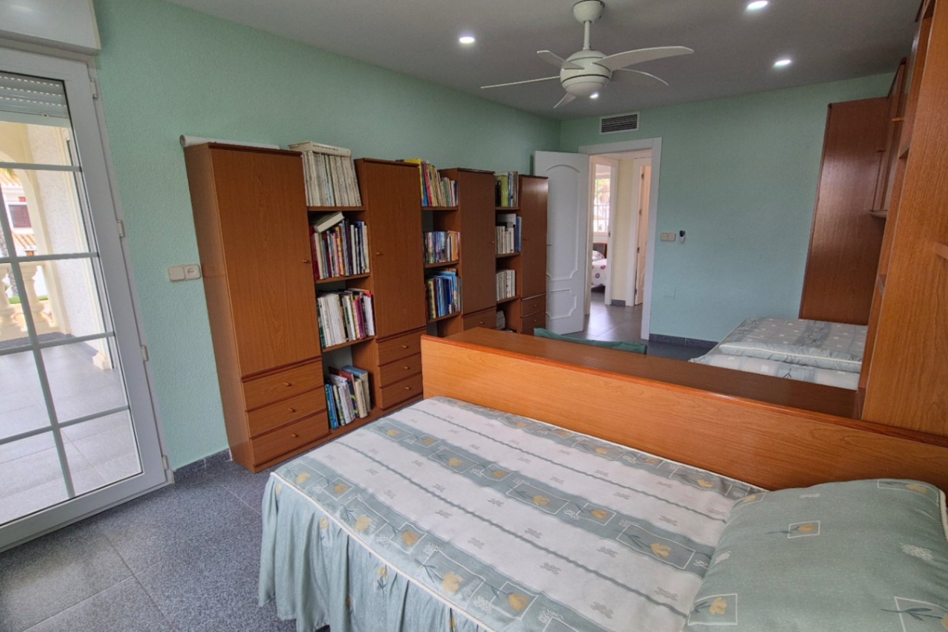 Revente - Villa -
Orihuela - Inland