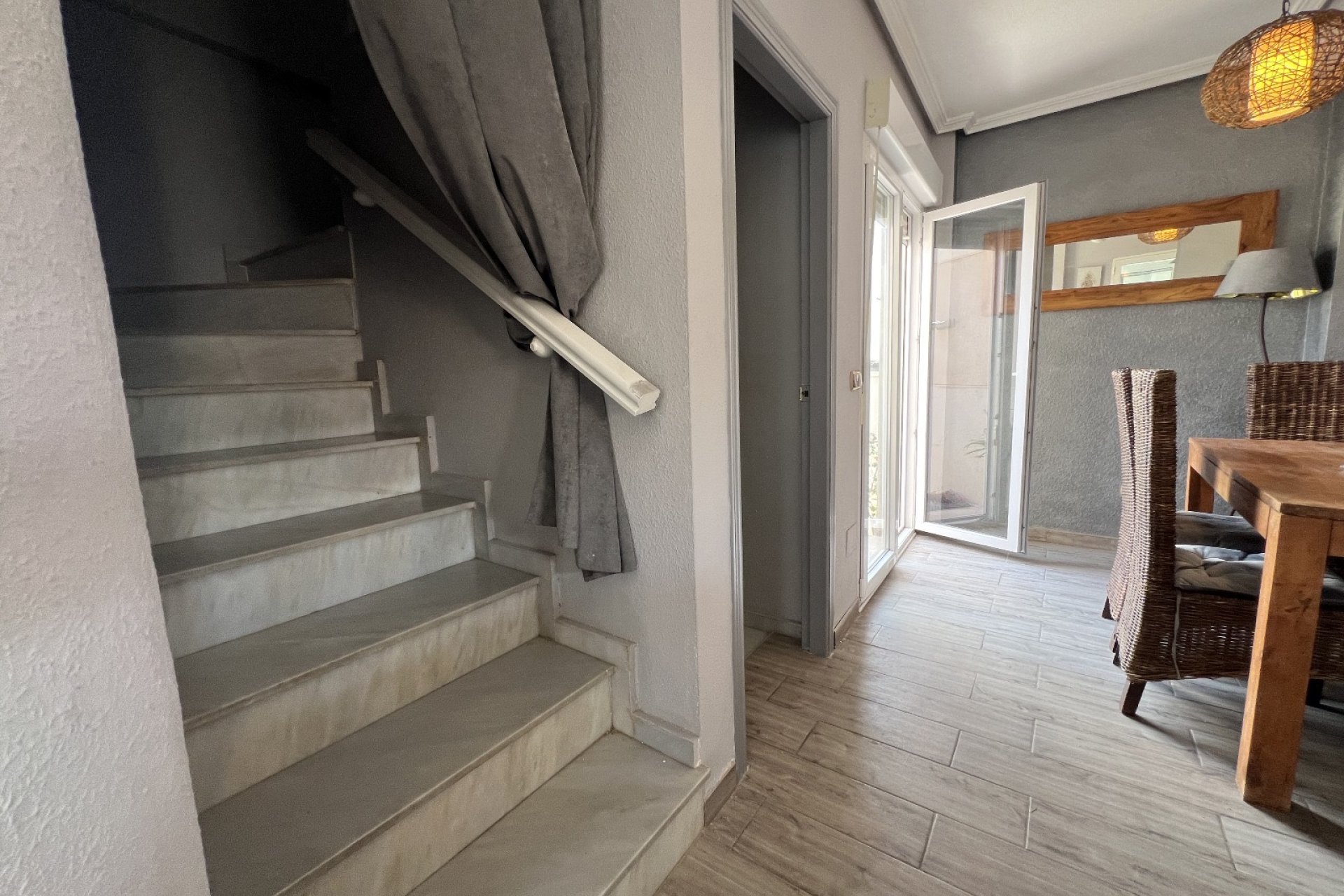 Revente - Villa -
Orihuela - Inland