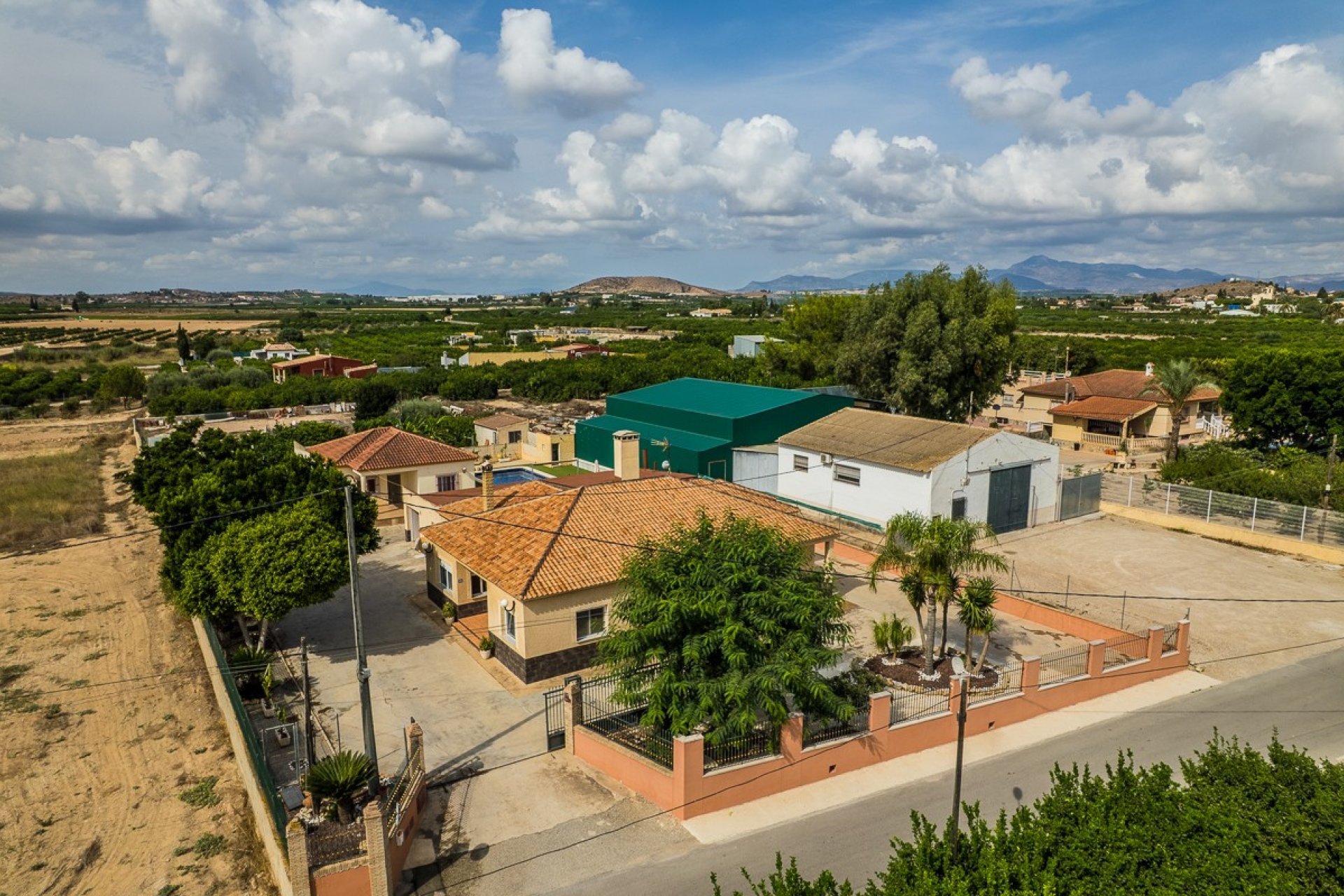 Revente - Villa -
Orihuela - Inland