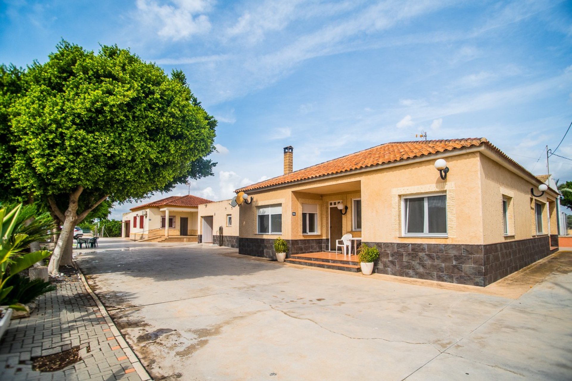 Revente - Villa -
Orihuela - Inland