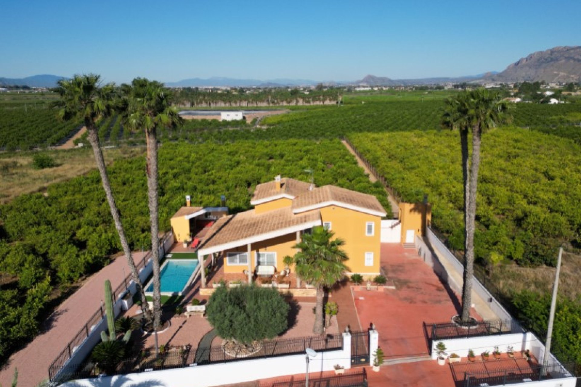 Revente - Villa -
Orihuela - Inland