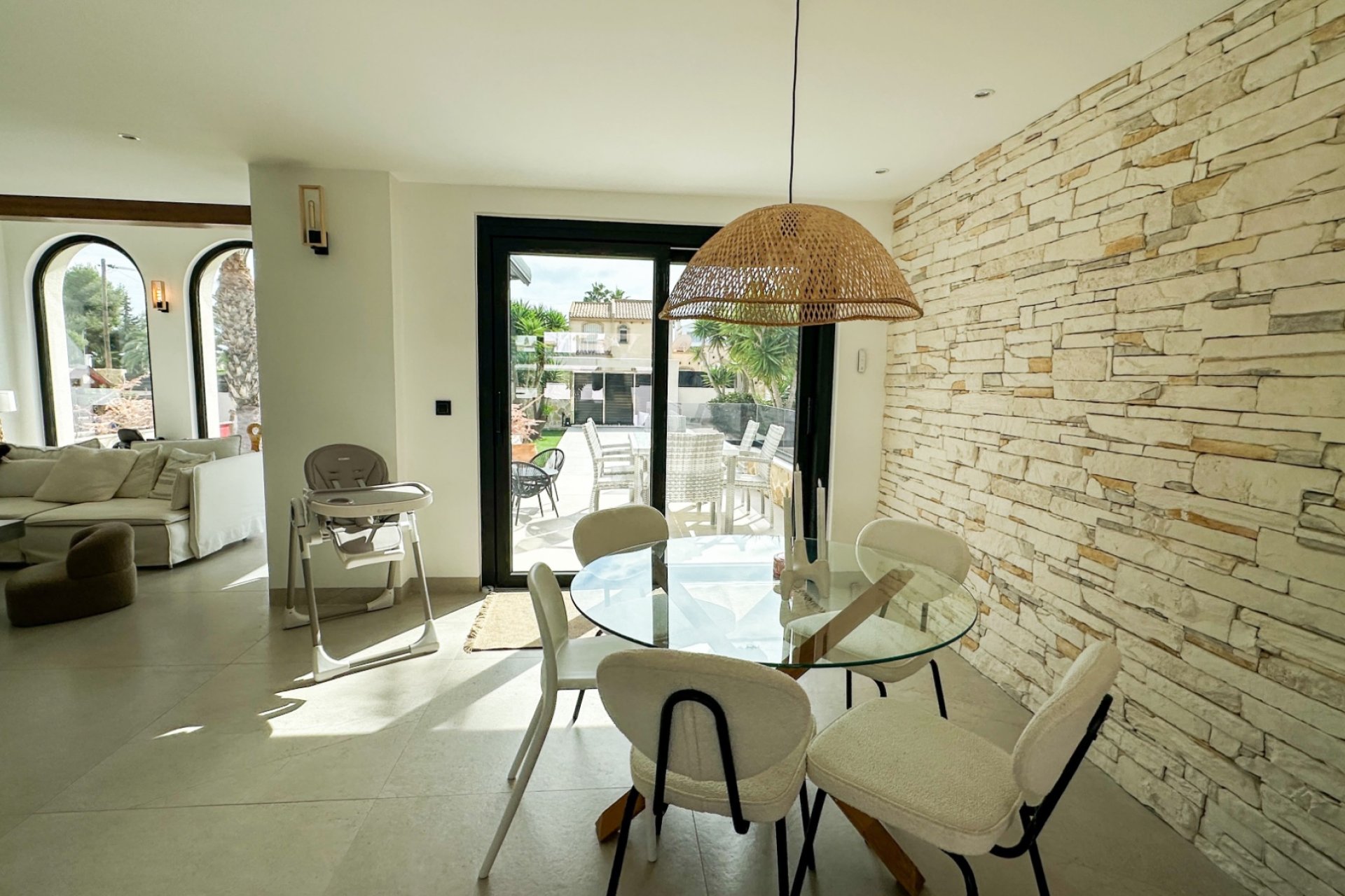 Revente - Villa -
Orihuela - Inland