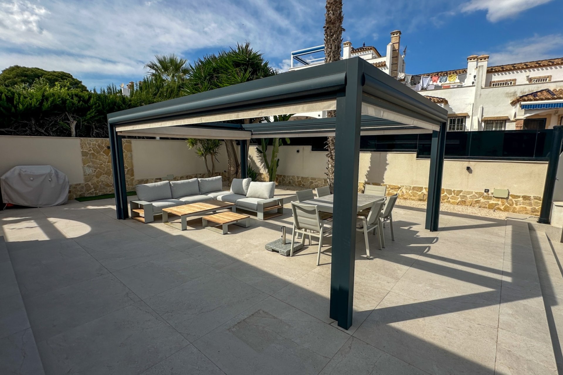 Revente - Villa -
Orihuela - Inland
