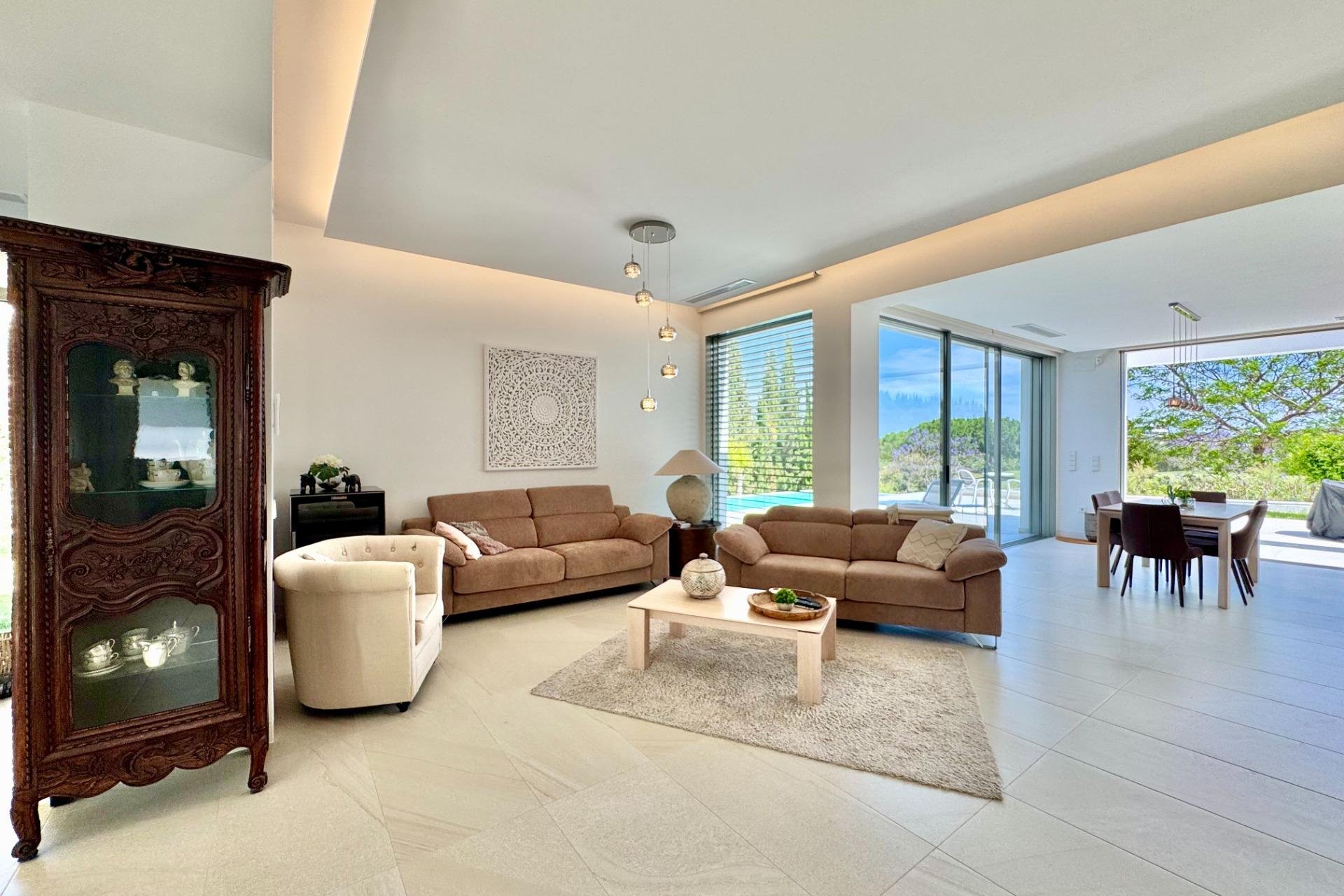 Revente - Villa -
Orihuela - Las Colinas Golf
