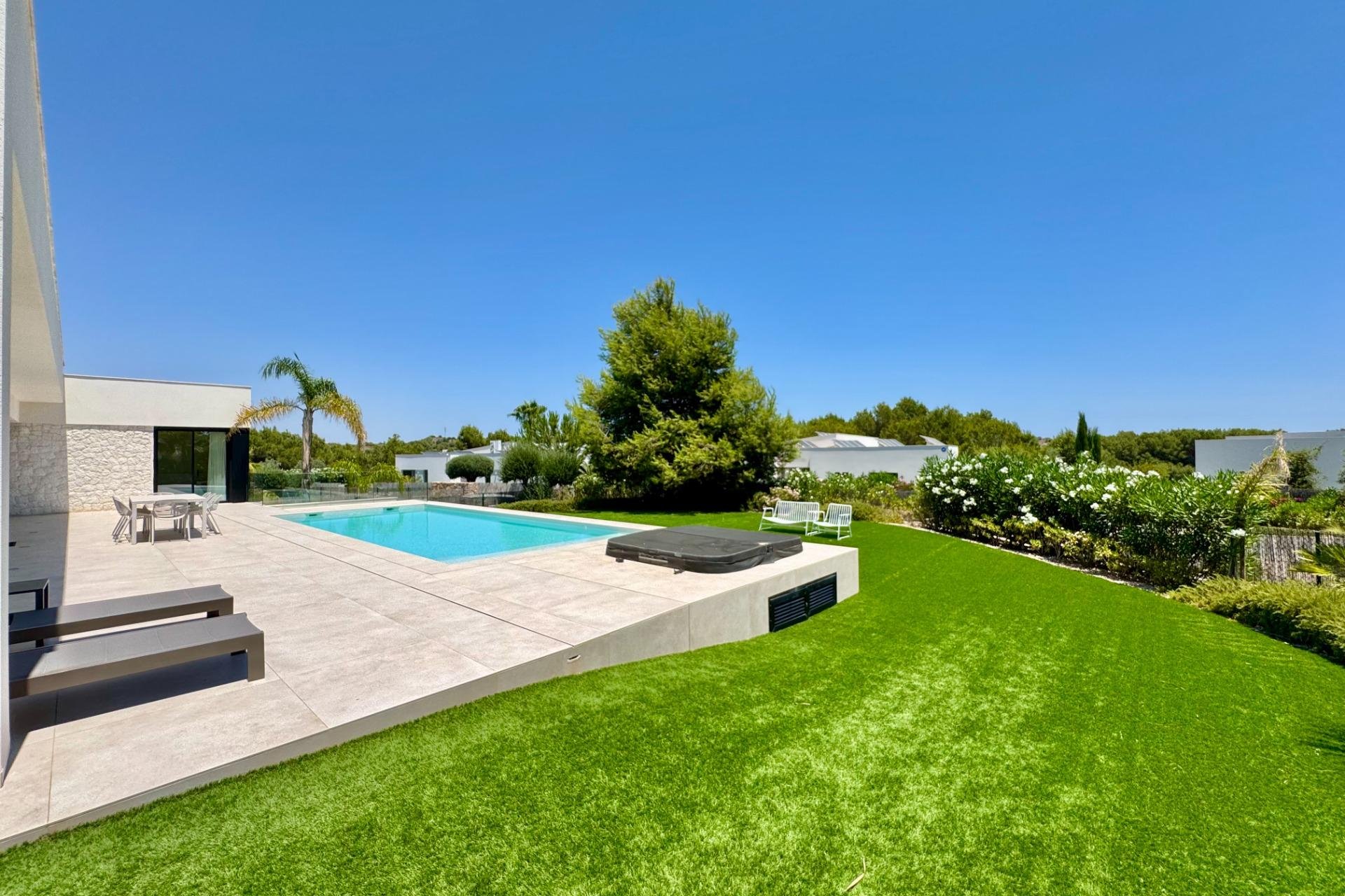 Revente - Villa -
Orihuela - Las Colinas Golf