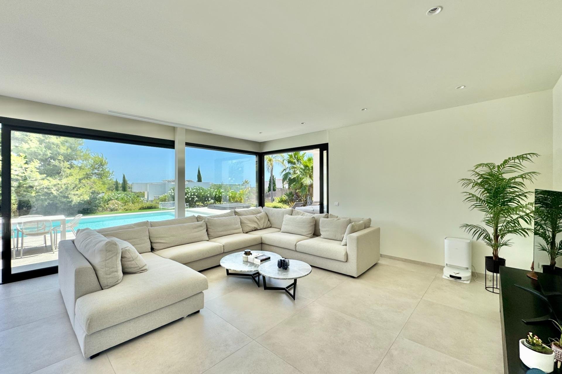 Revente - Villa -
Orihuela - Las Colinas Golf