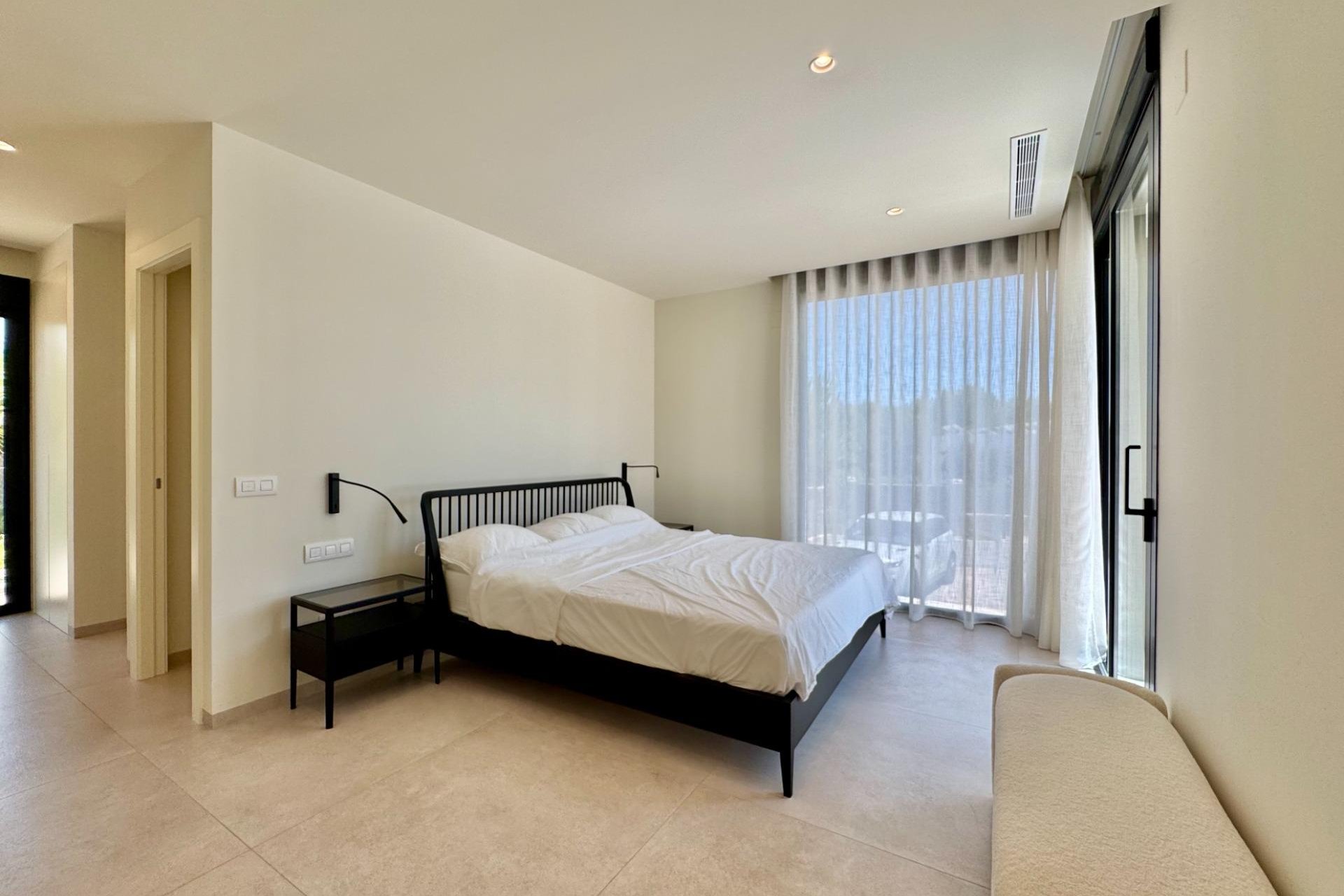 Revente - Villa -
Orihuela - Las Colinas Golf