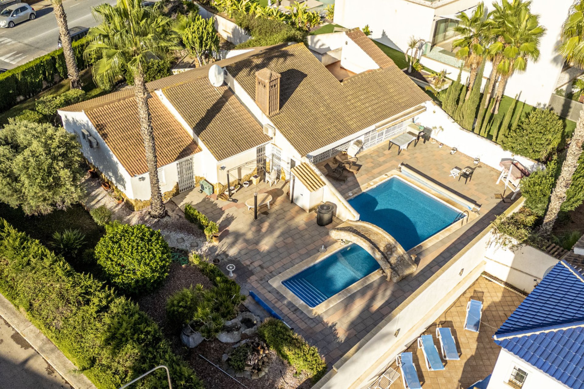 Revente - Villa -
Orihuela