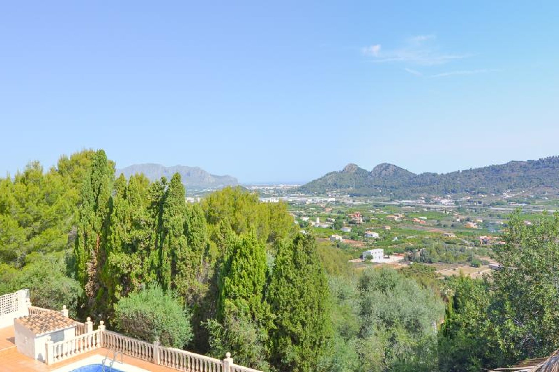 Revente - Villa -
Pedreguer - Inland