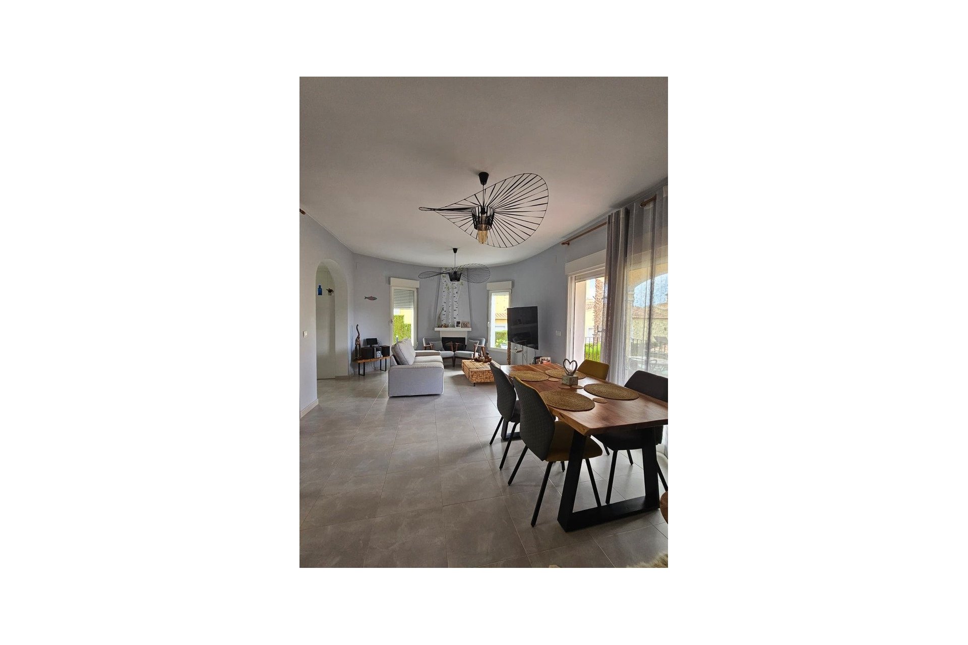 Revente - Villa -
Pedreguer - Inland