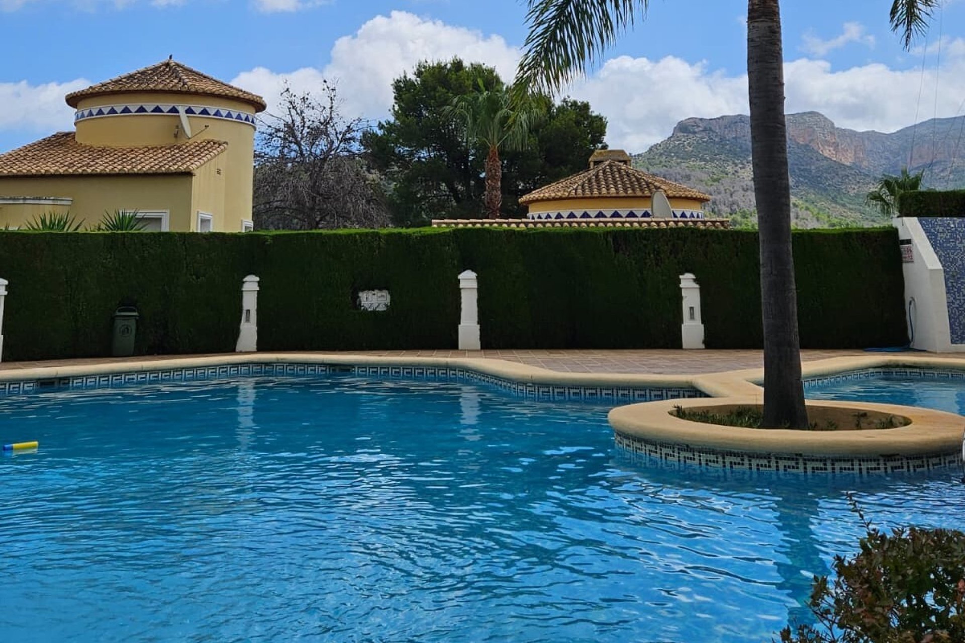 Revente - Villa -
Pedreguer - Inland